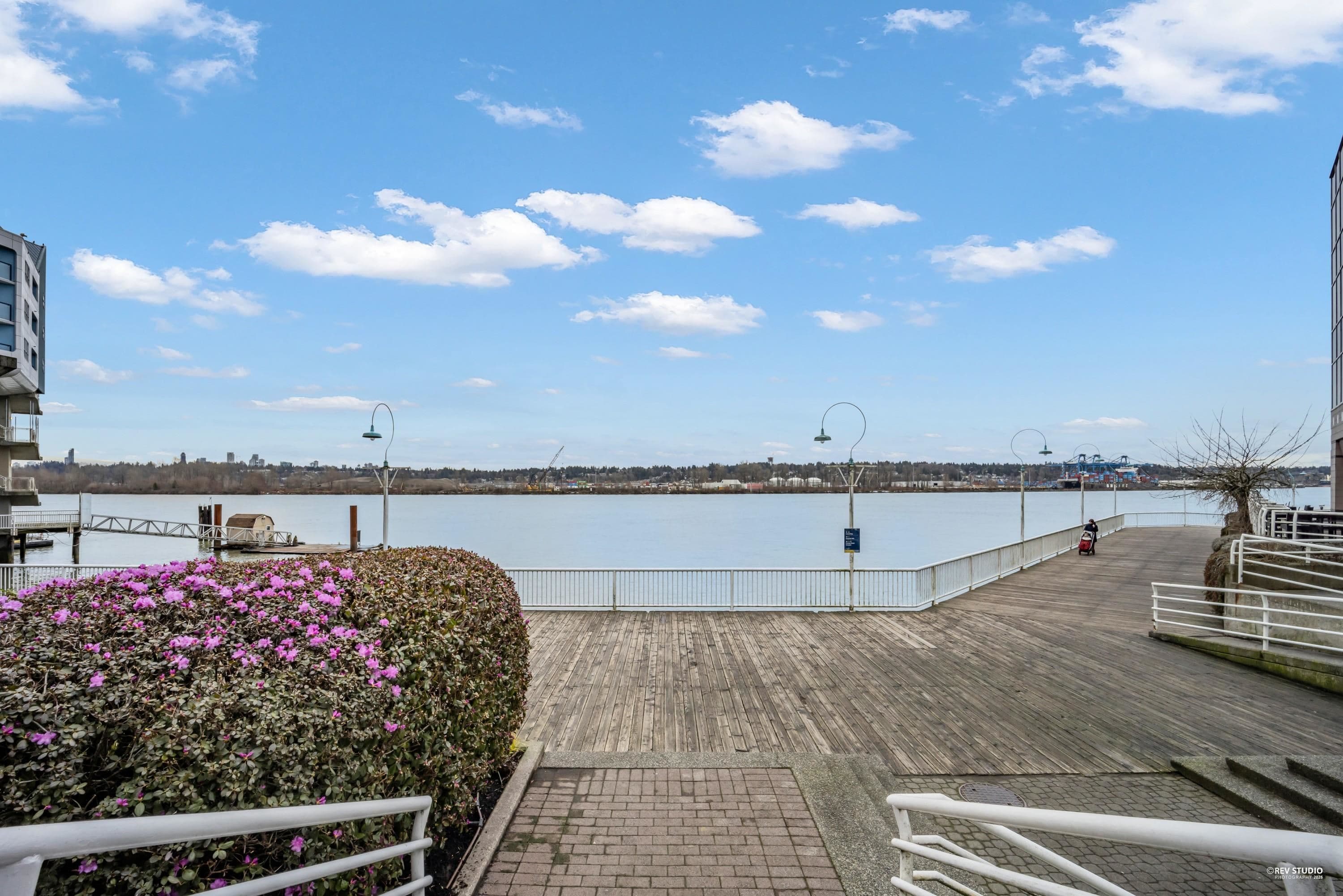 811 - 908 Quayside Drive, New Westminster, V3M 0L4 — photo 5