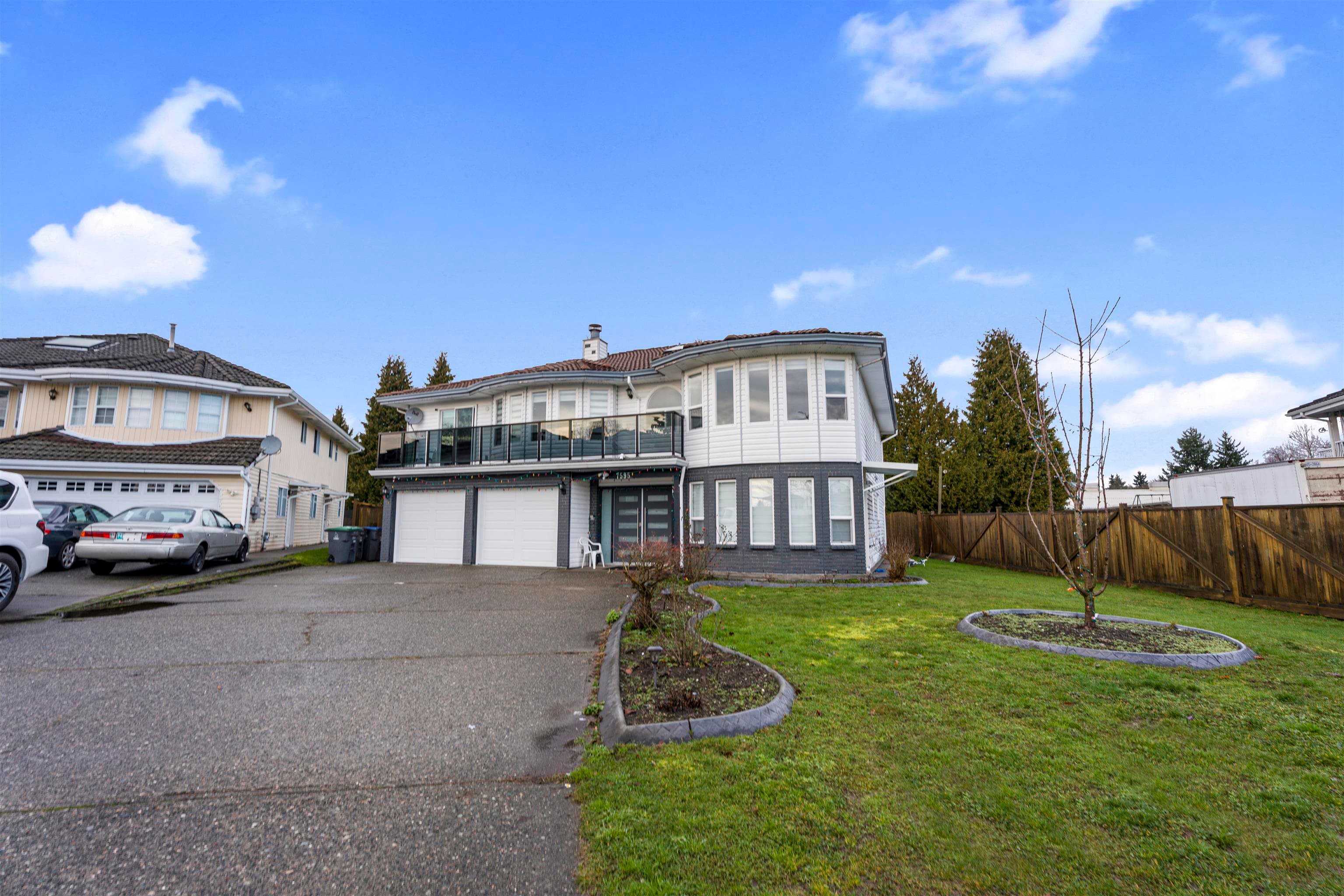 7595 122a Street, Surrey, V3W 0K7 — photo 2