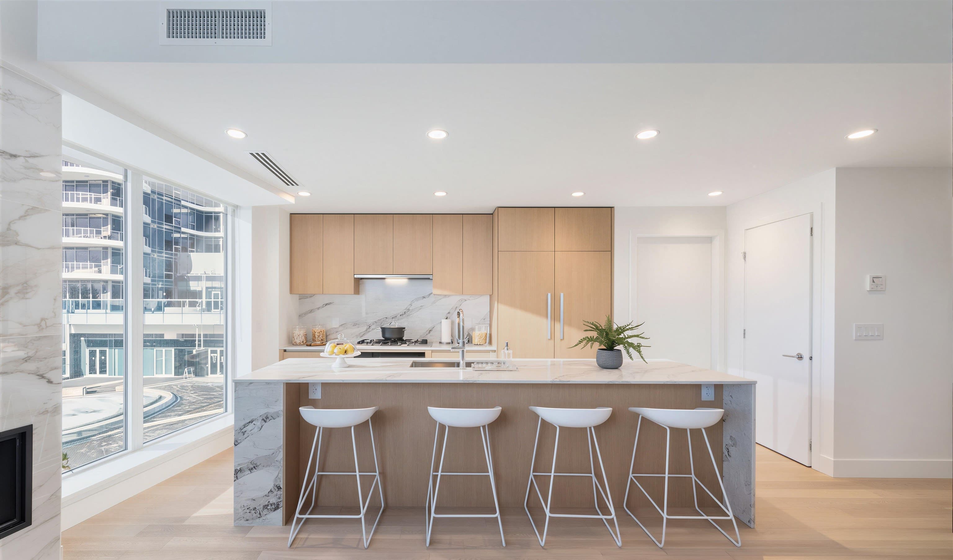 201 - 1475 Foster Street, Surrey, V4B 3W7 — photo 1