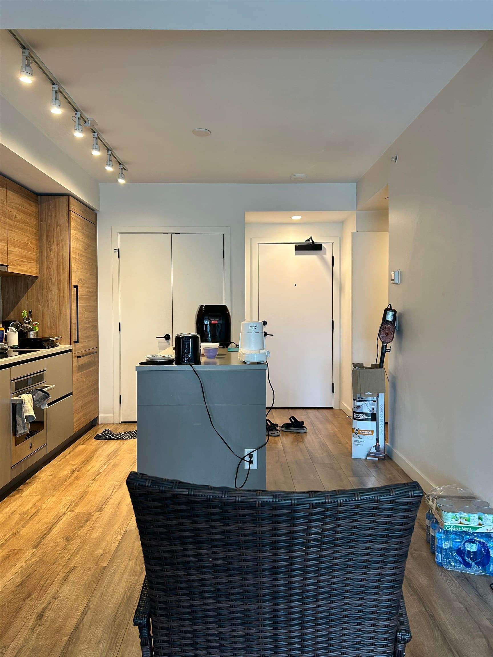 809 - 10448 University Drive, Surrey, V3T 0S7 — photo 5