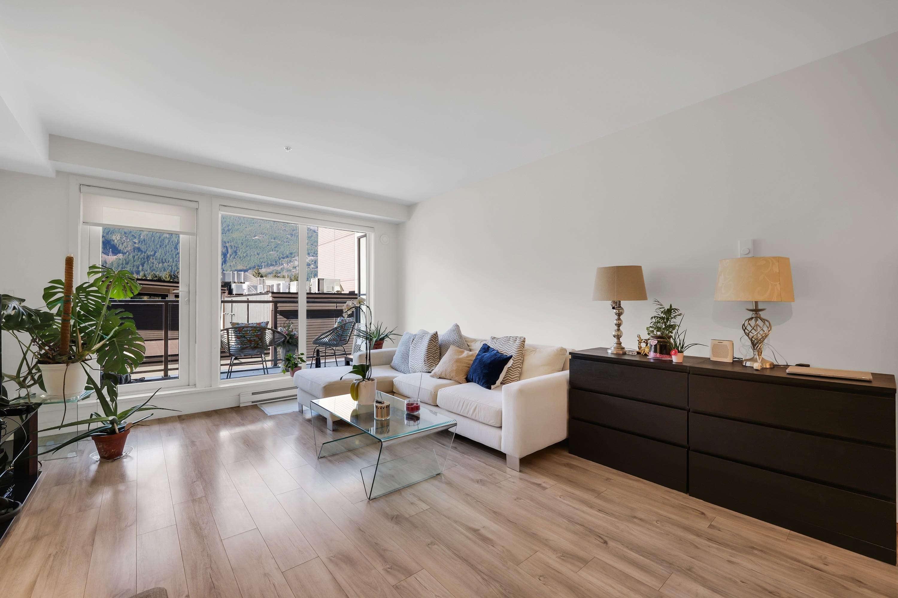 305 - 38013 Third Avenue, Squamish, V8B 0Z8 — photo 5
