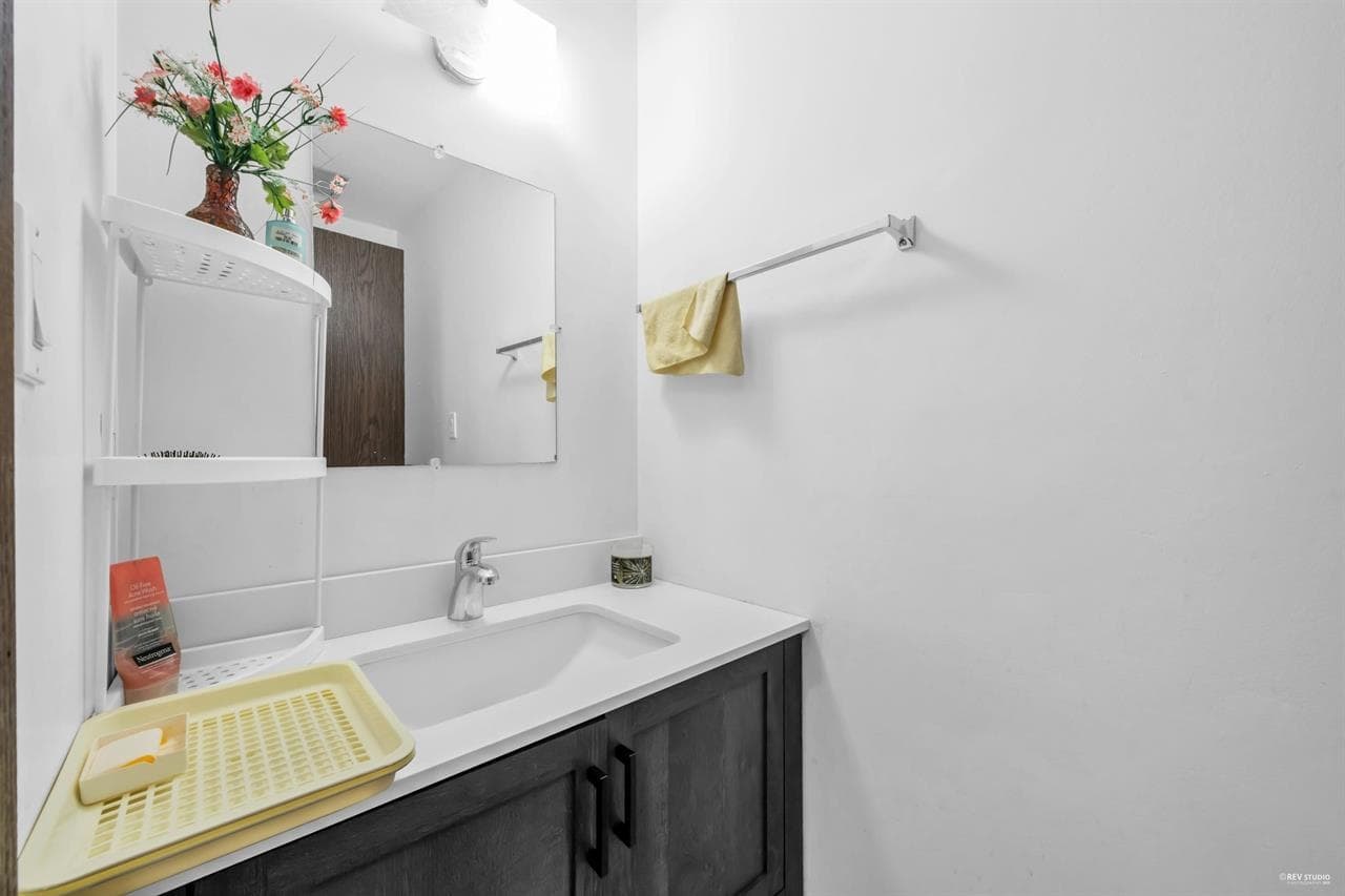 4631 Dallyn Road, Richmond, V6X 2Y3 — photo 5
