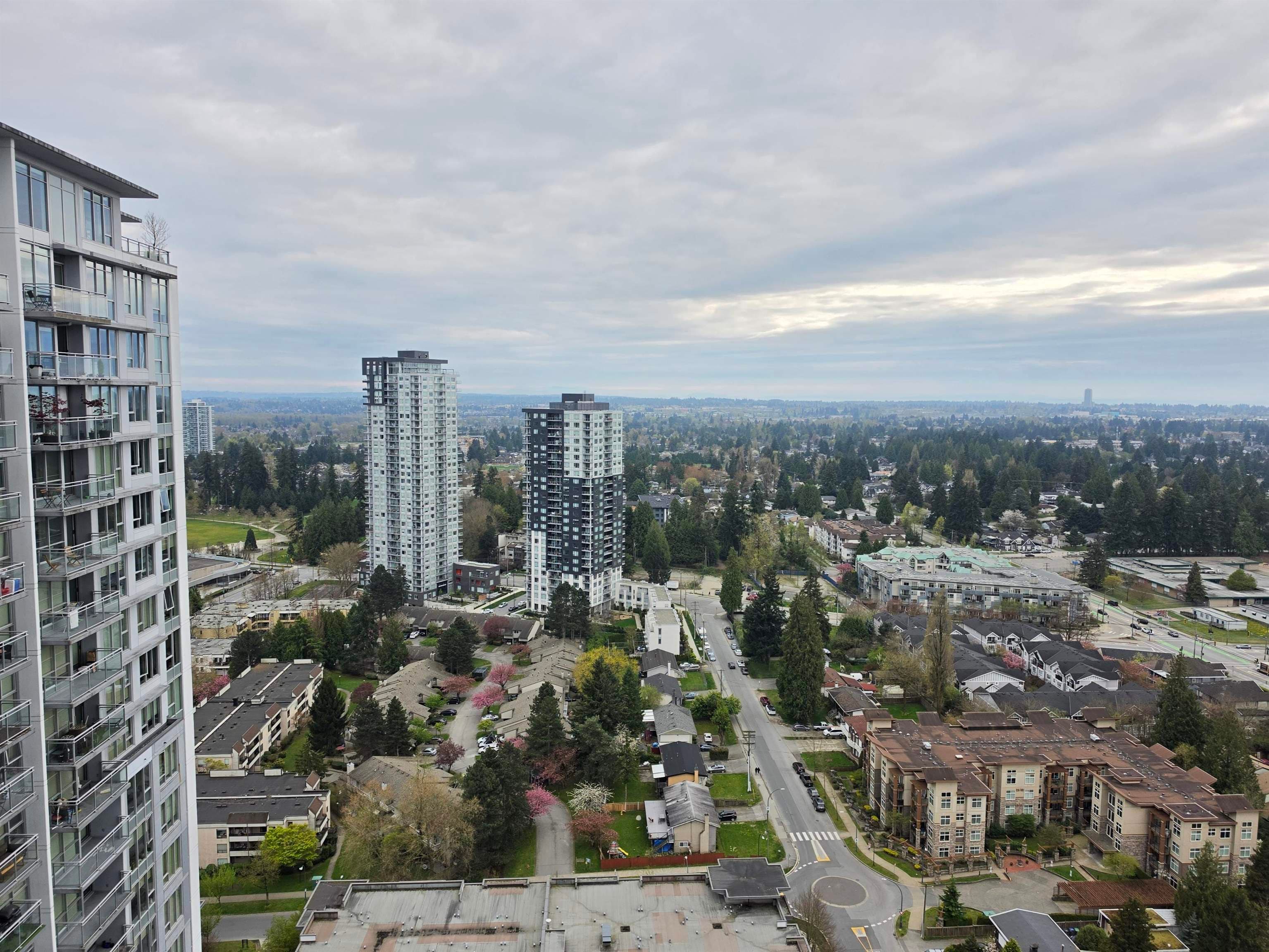 3008 - 13308 Central Avenue, Surrey, V3T 0M4 — photo 3