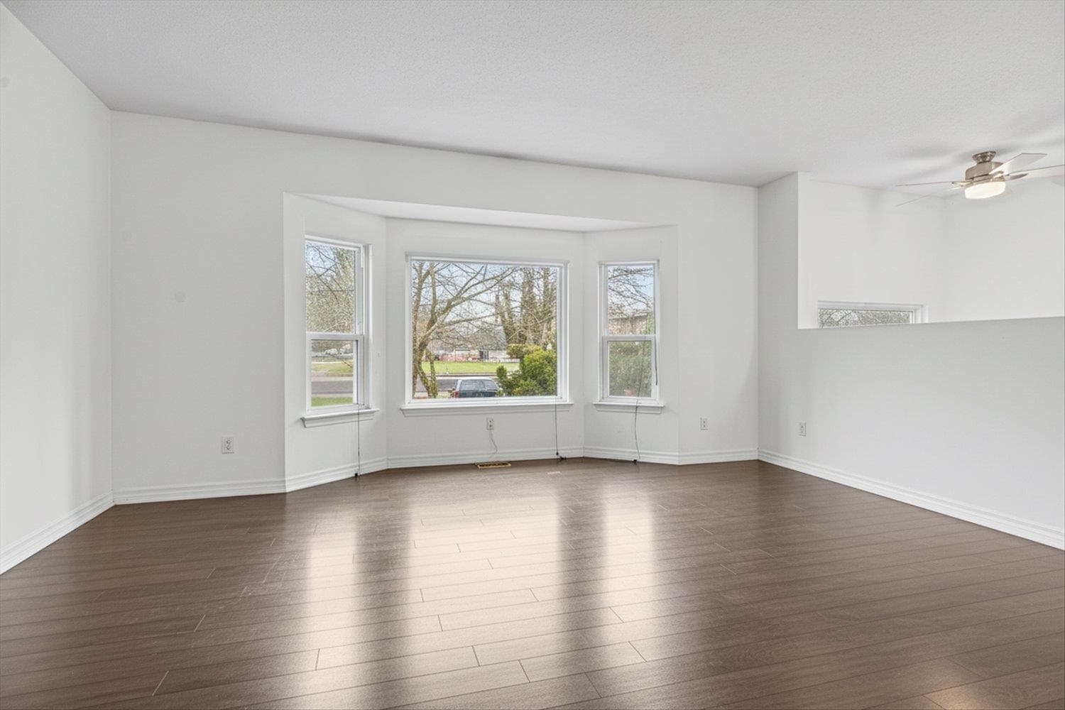 33943 Pine Street, Abbotsford, V2S 2P4 — photo 2