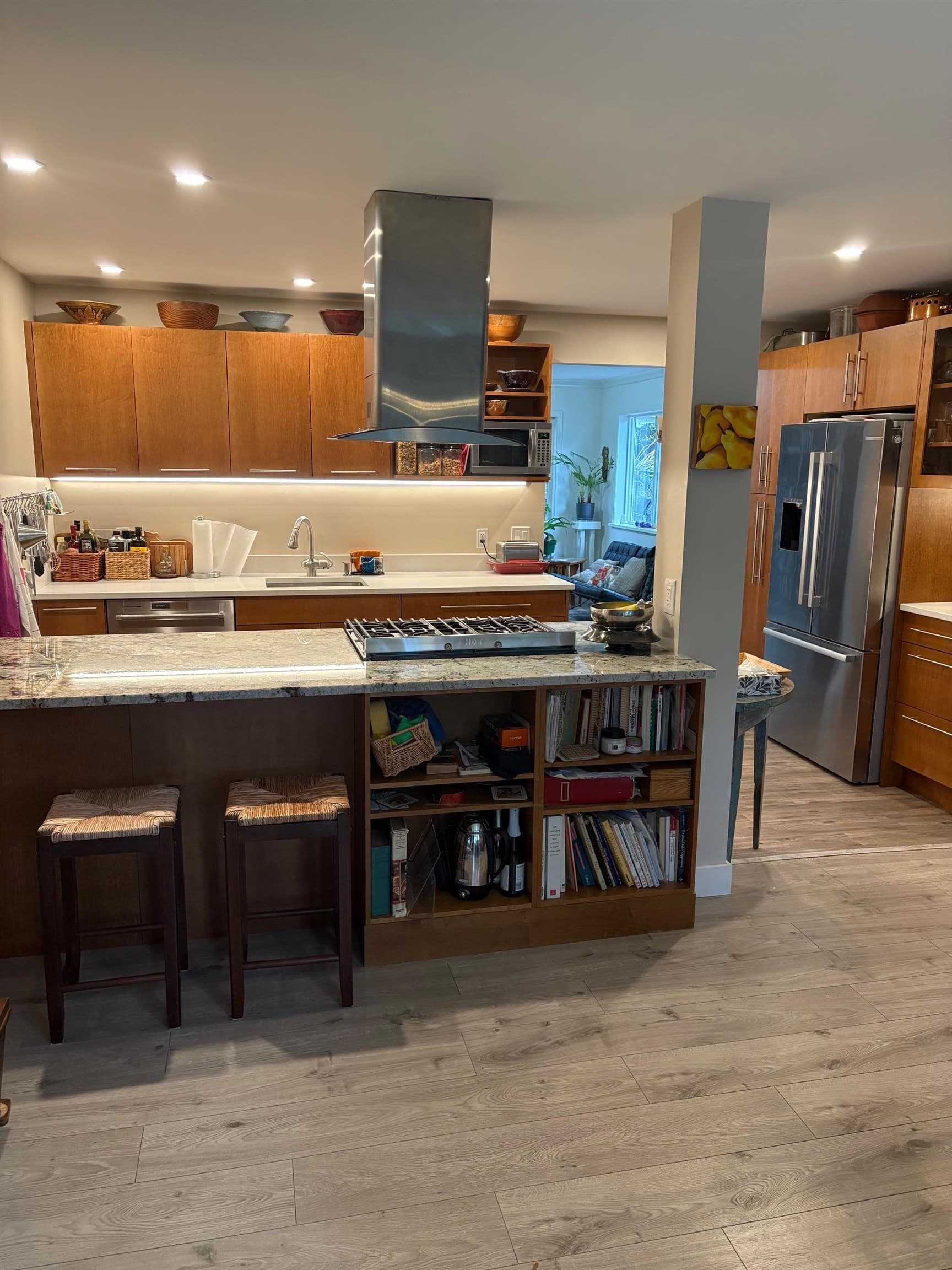 5702 Medusa Street, Sechelt, V0N 3A0 — photo 3