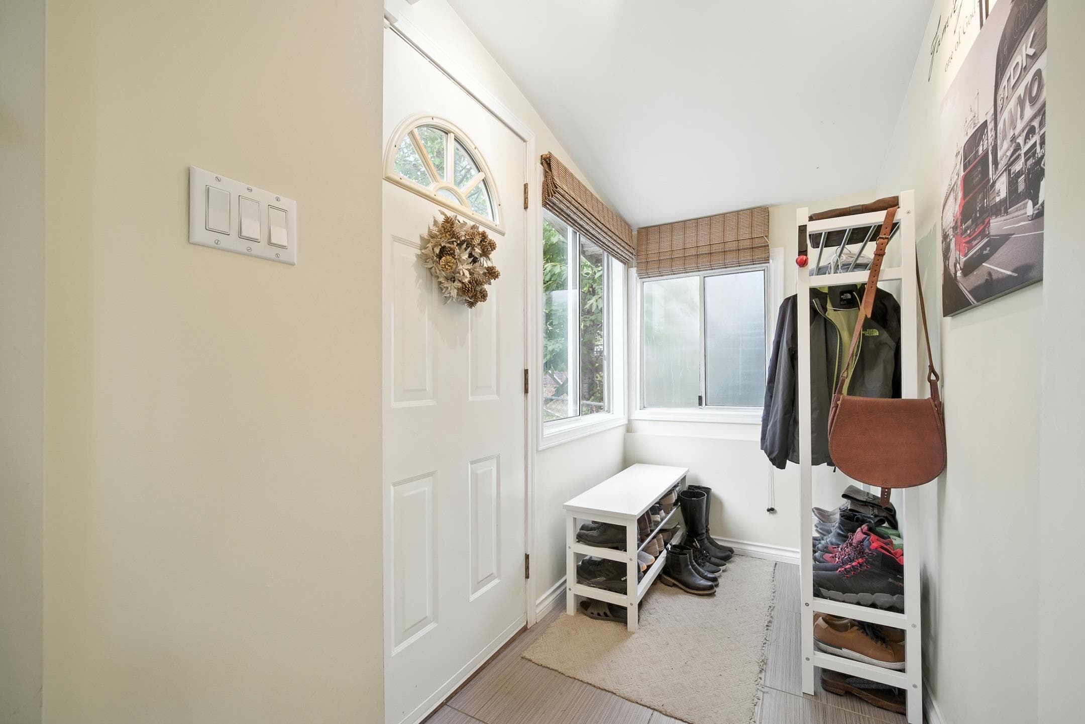 966 E 64th Avenue, Vancouver, V5X 2N4 — photo 2