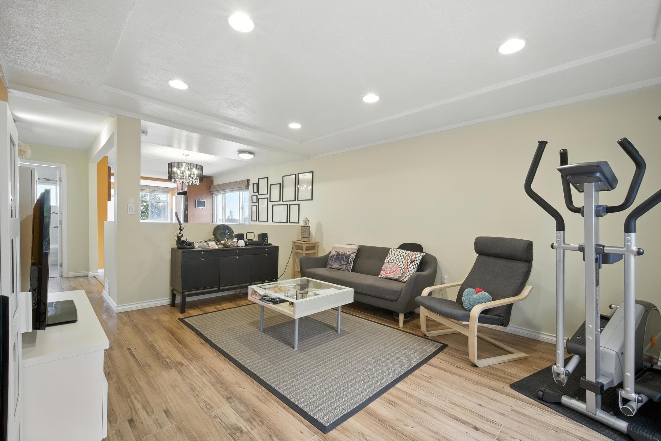 966 E 64th Avenue, Vancouver, V5X 2N4 — photo 5