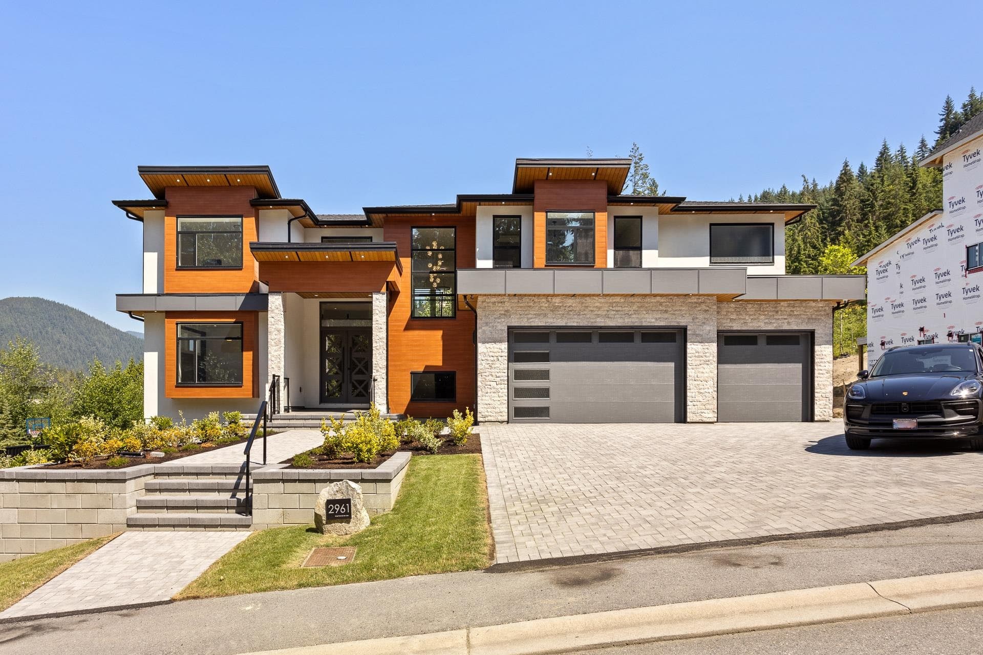 2961 Eaglecrest Drive, Anmore, V3H 0J4 — photo 1