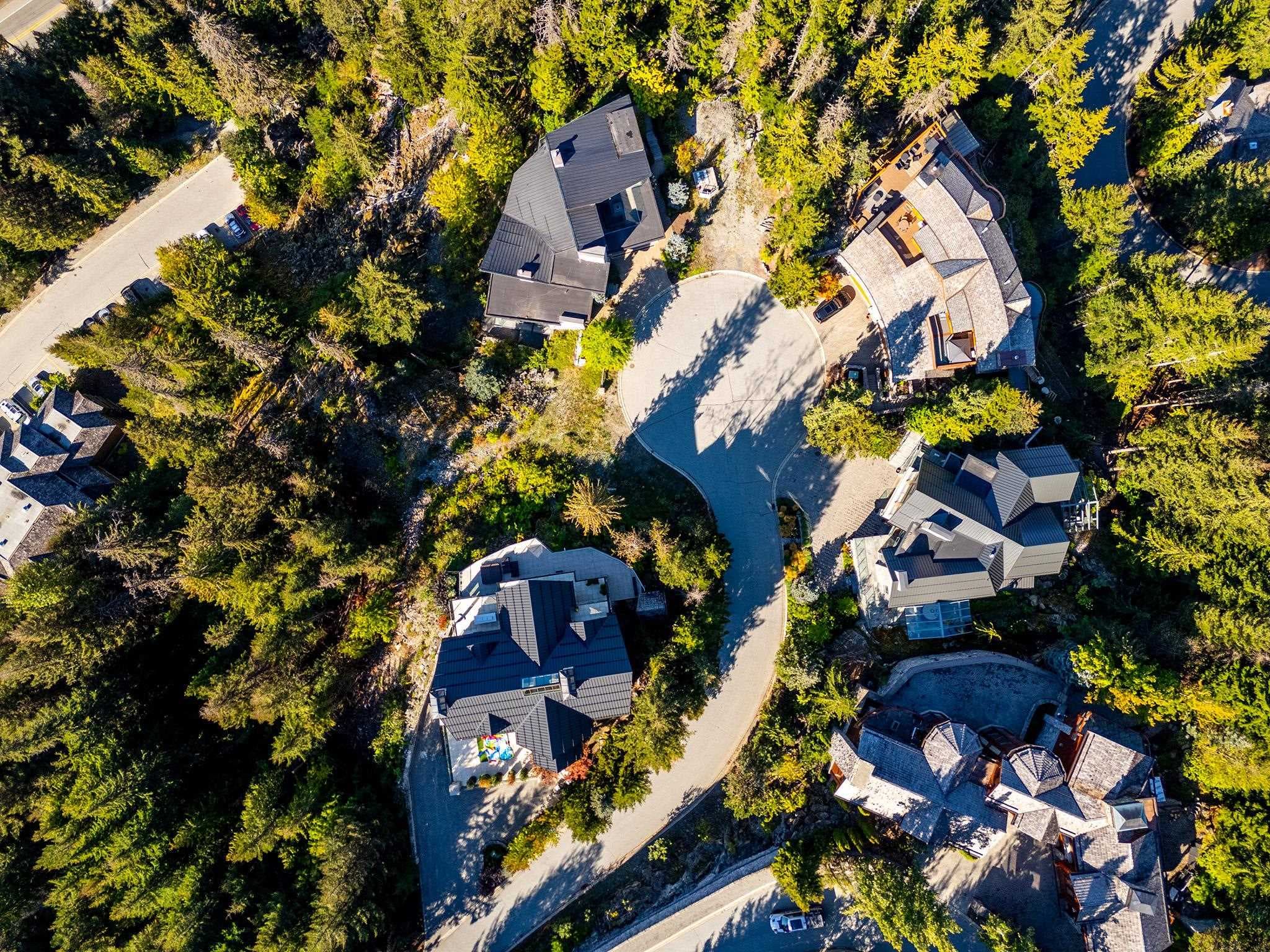 3853 Sunridge Court, Whistler, V8E 0W1 — photo 4