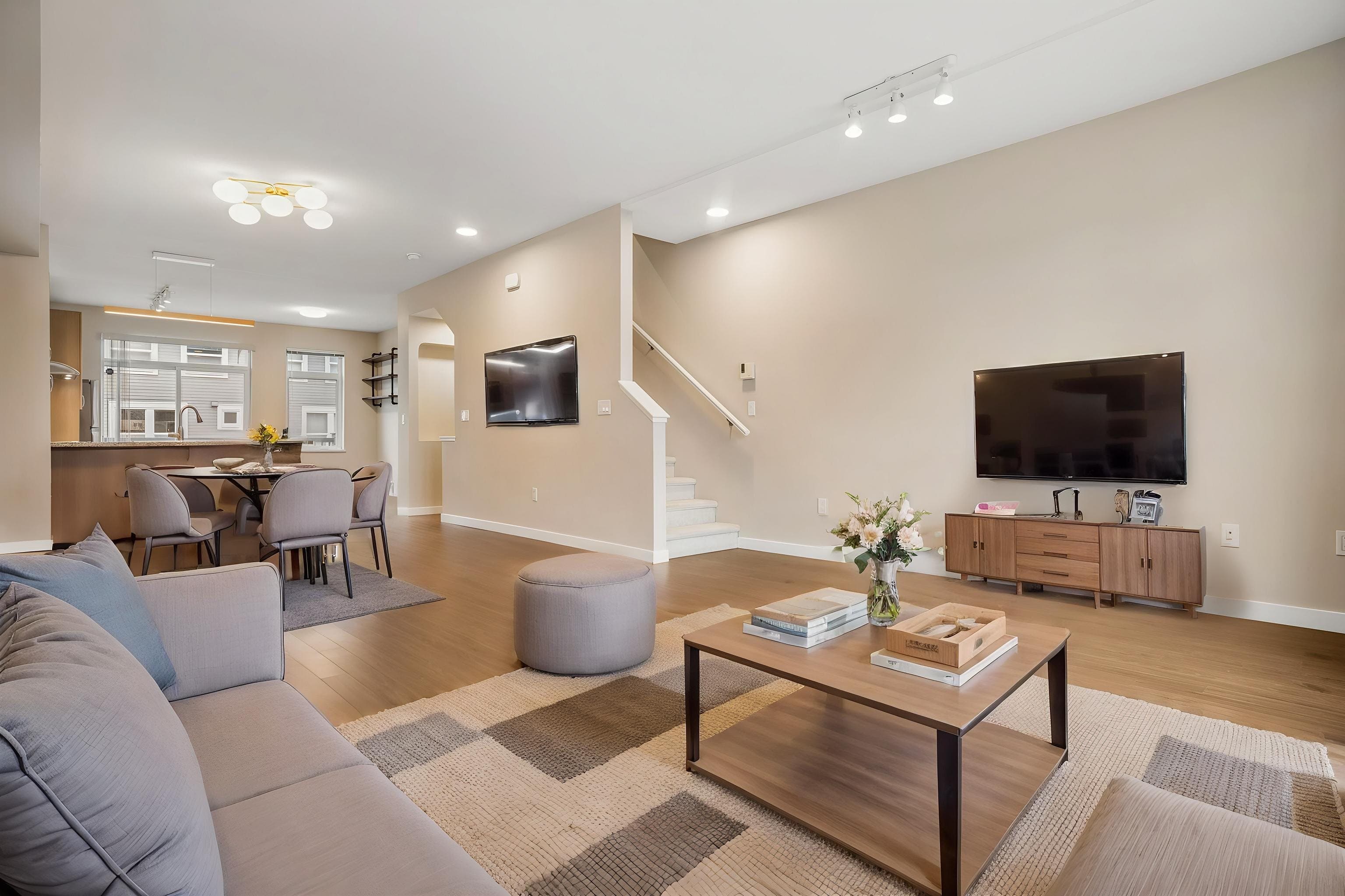35 - 10415 Delsom Crescent, Delta, V4C 0B1 — photo 2