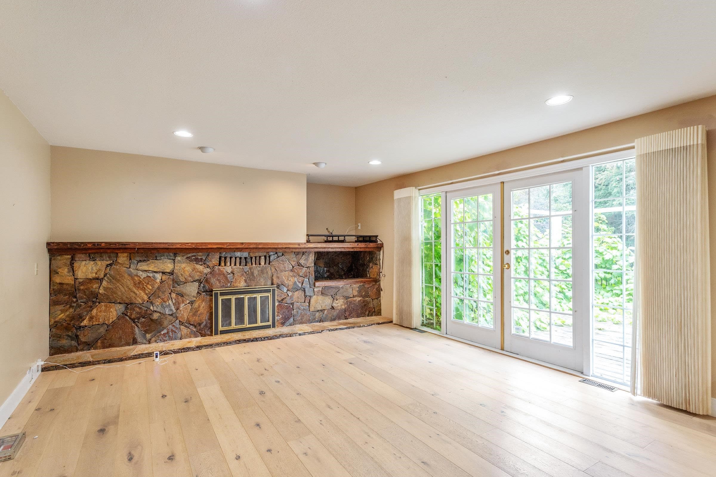 7081 197b Street, Langley, V2Y 1R5 — photo 5