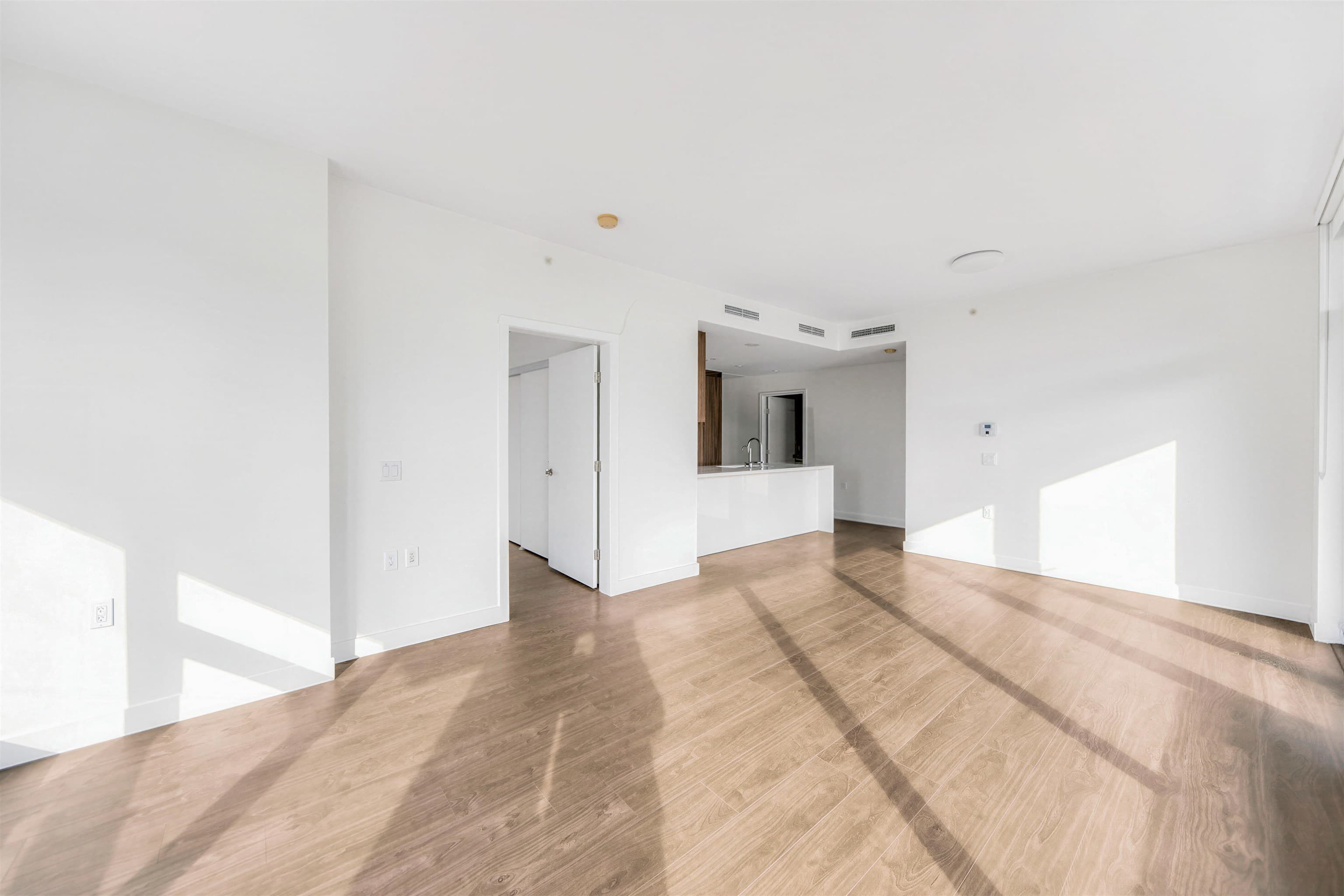1204 - 6320 No. 3 Road, Richmond, V6Y 0L5 — photo 5