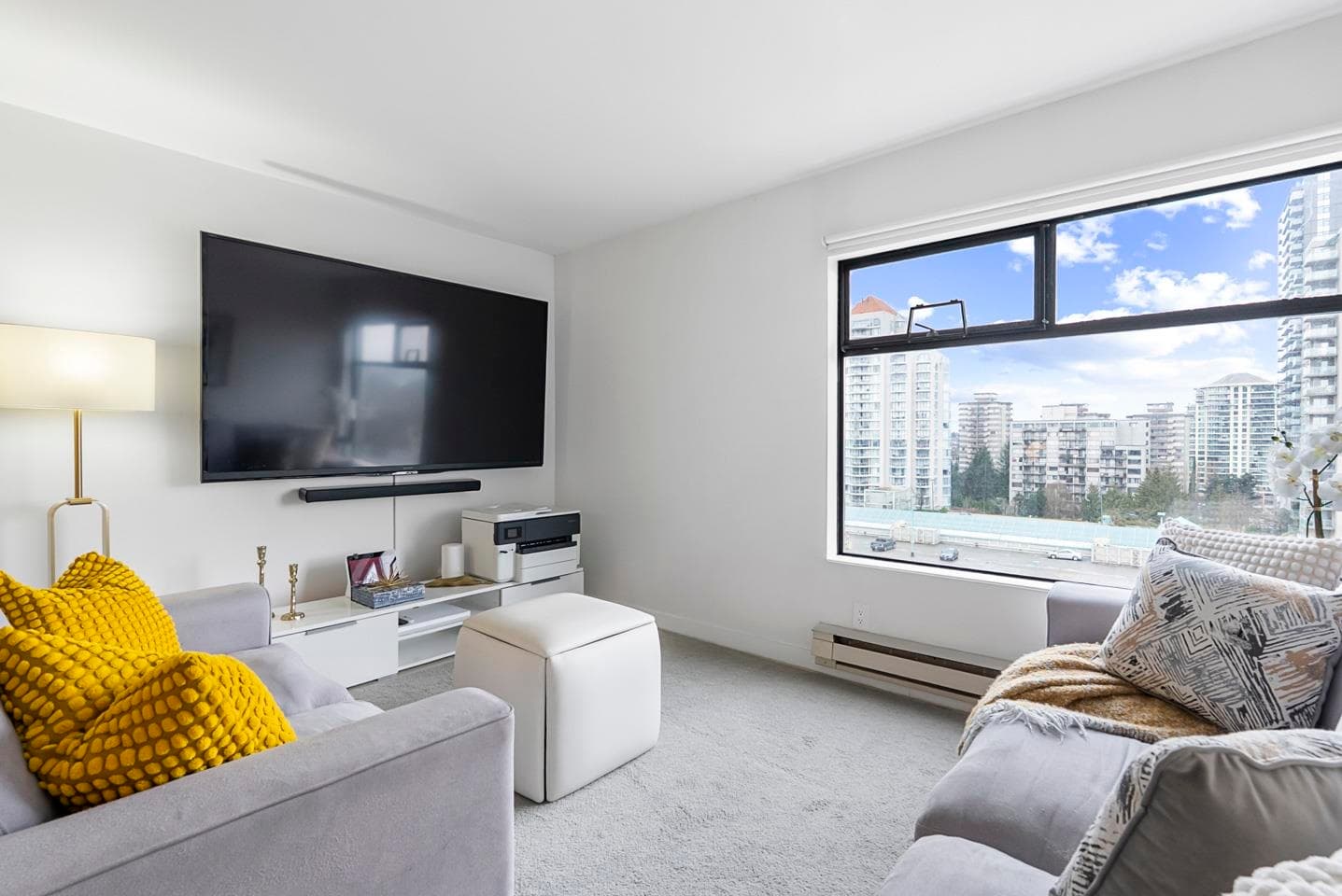1007 - 615 Belmont Street, New Westminster, V3M 6A1 — photo 1