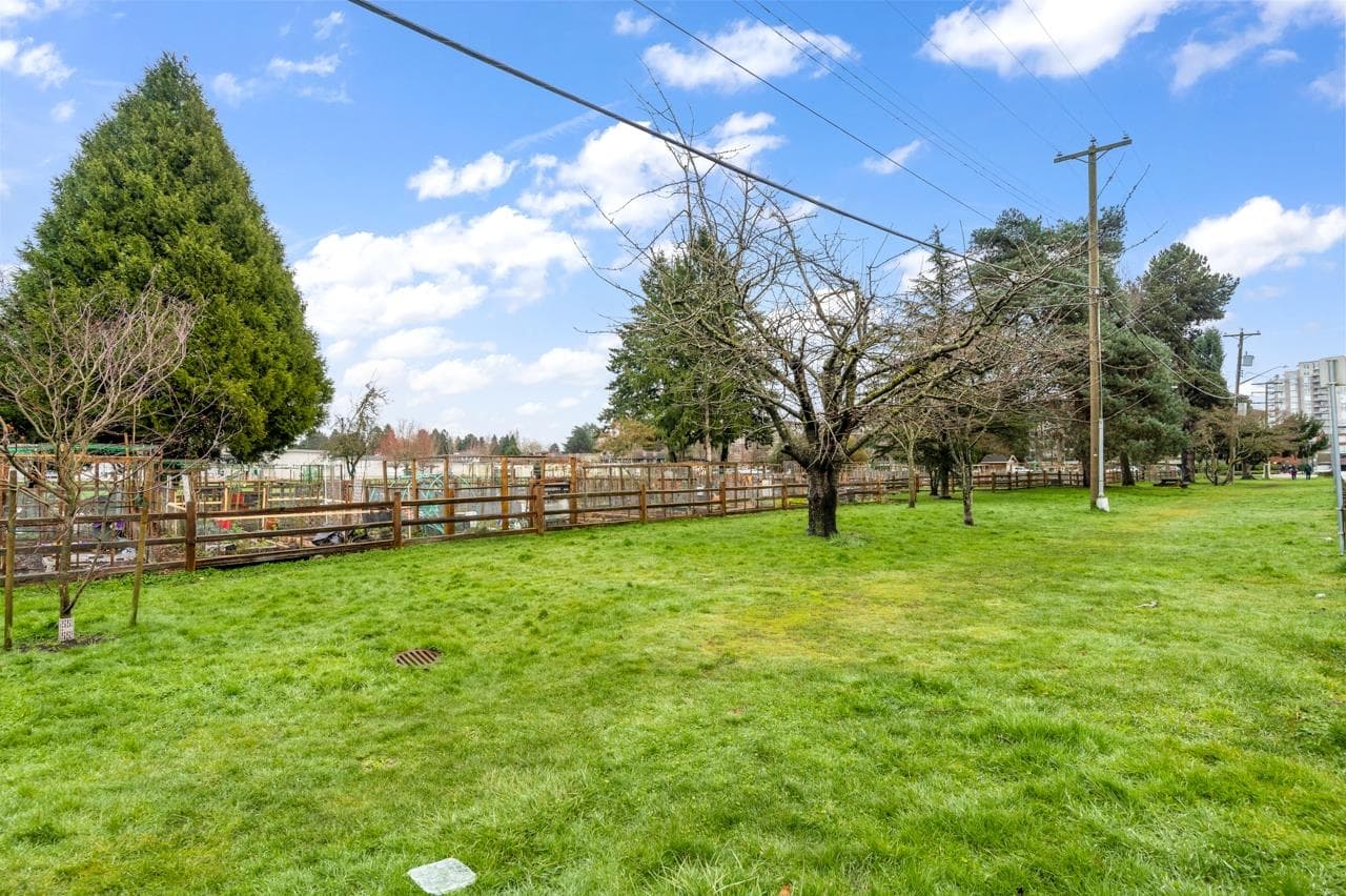 304 - 6611 Eckersley Road, Richmond, V6Y 0B7 — photo 3