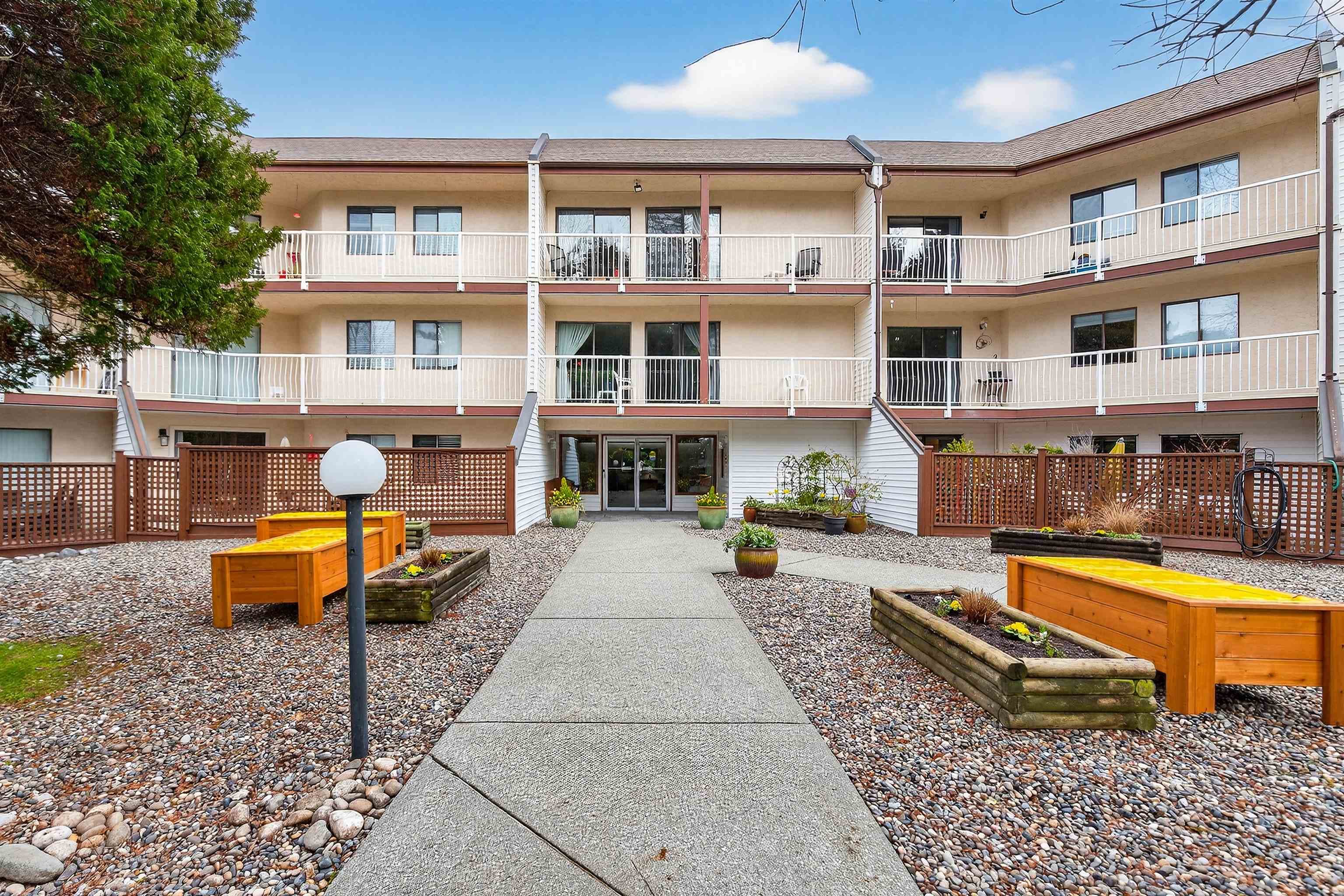 203 - 12890 17 Avenue, Surrey, V4A 1T5 — photo 1