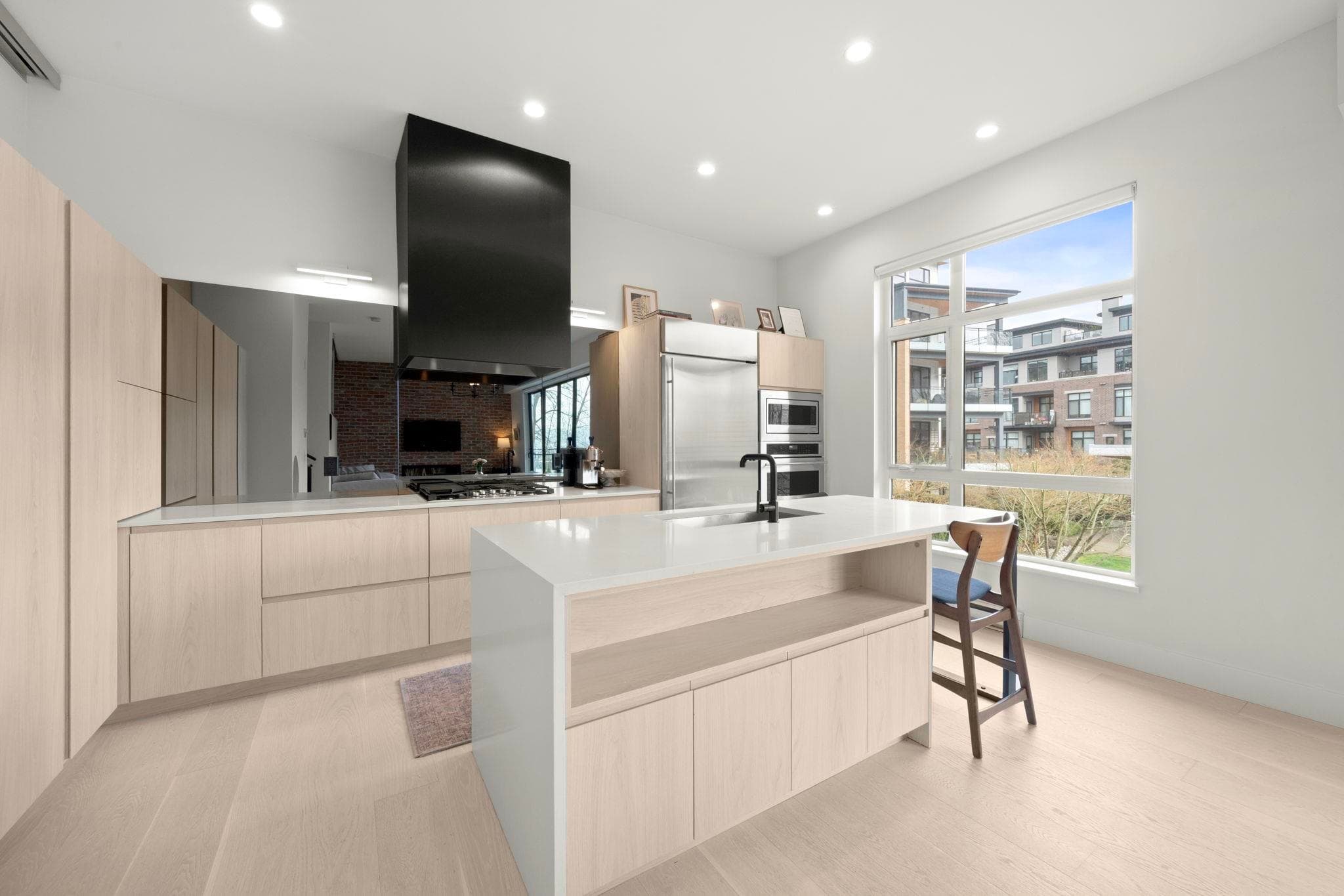 211 - 300 Salter Street, New Westminster, V3M 0L9 — photo 3