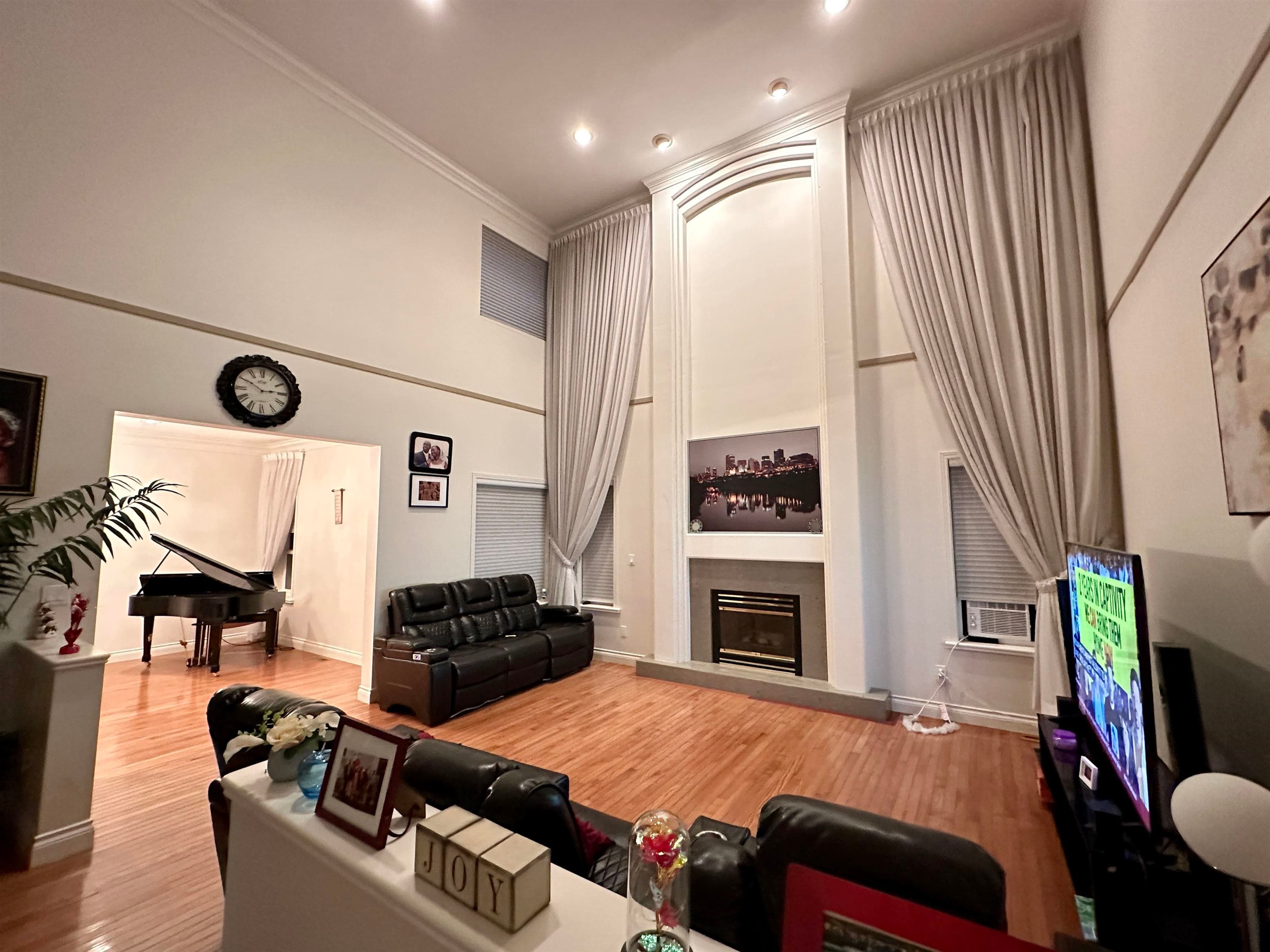 3070 Timber Court, Coquitlam, V3E 2Y8 — photo 5
