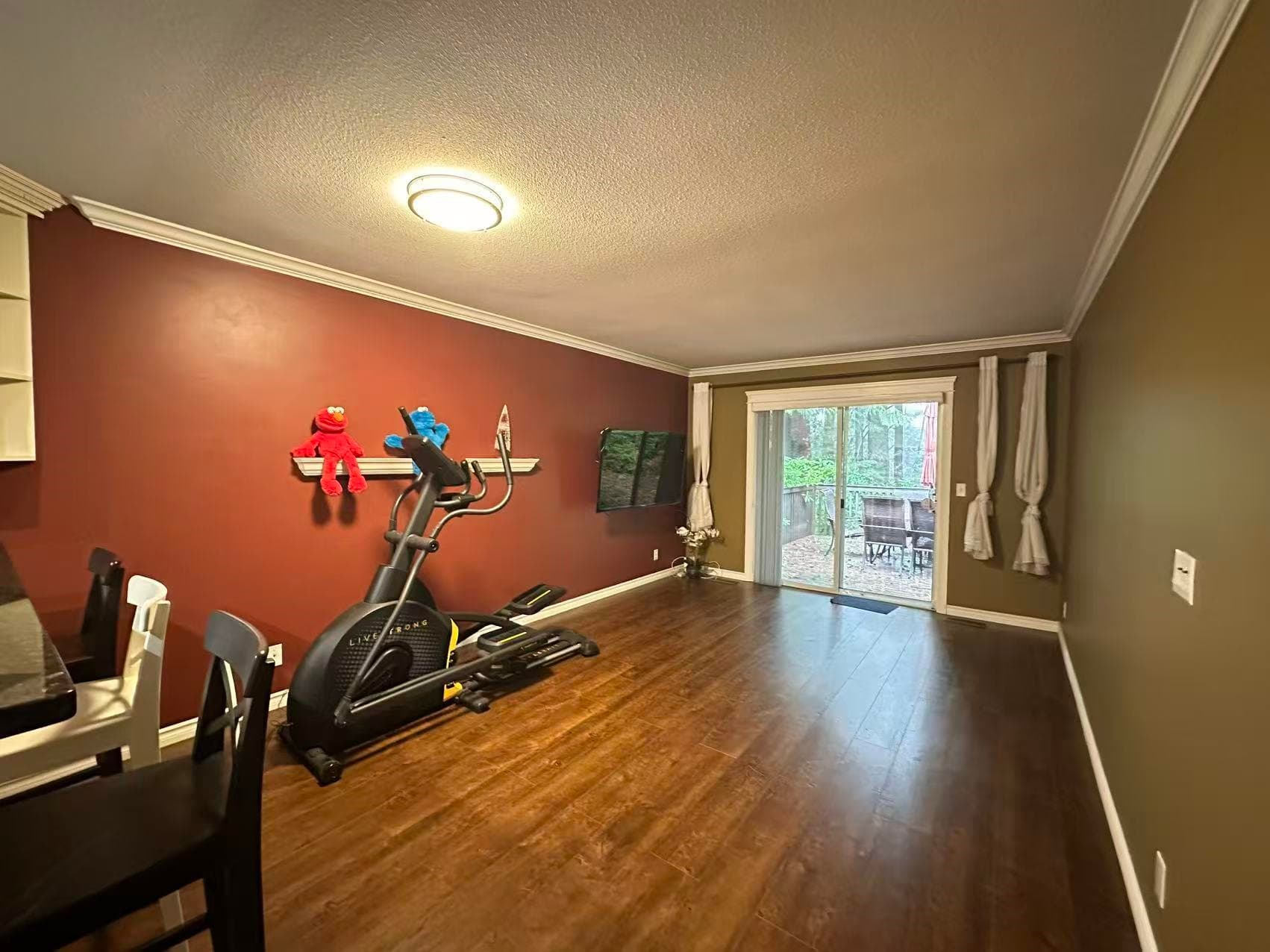 37 Deerwood Place, Port Moody, V3H 4X7 — photo 2