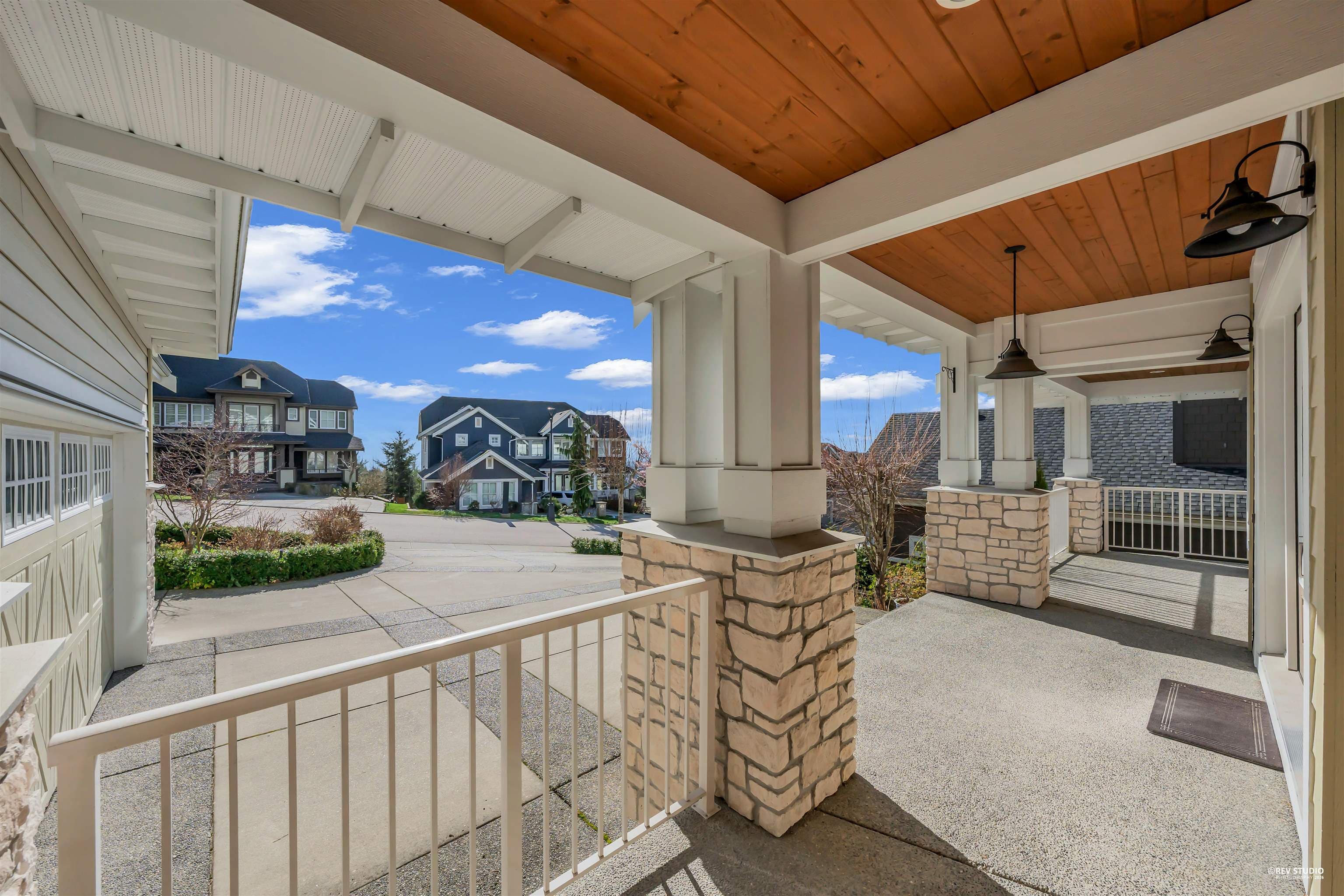 15 Heritage Peak Road, Port Moody, V3H 0H5 — photo 2