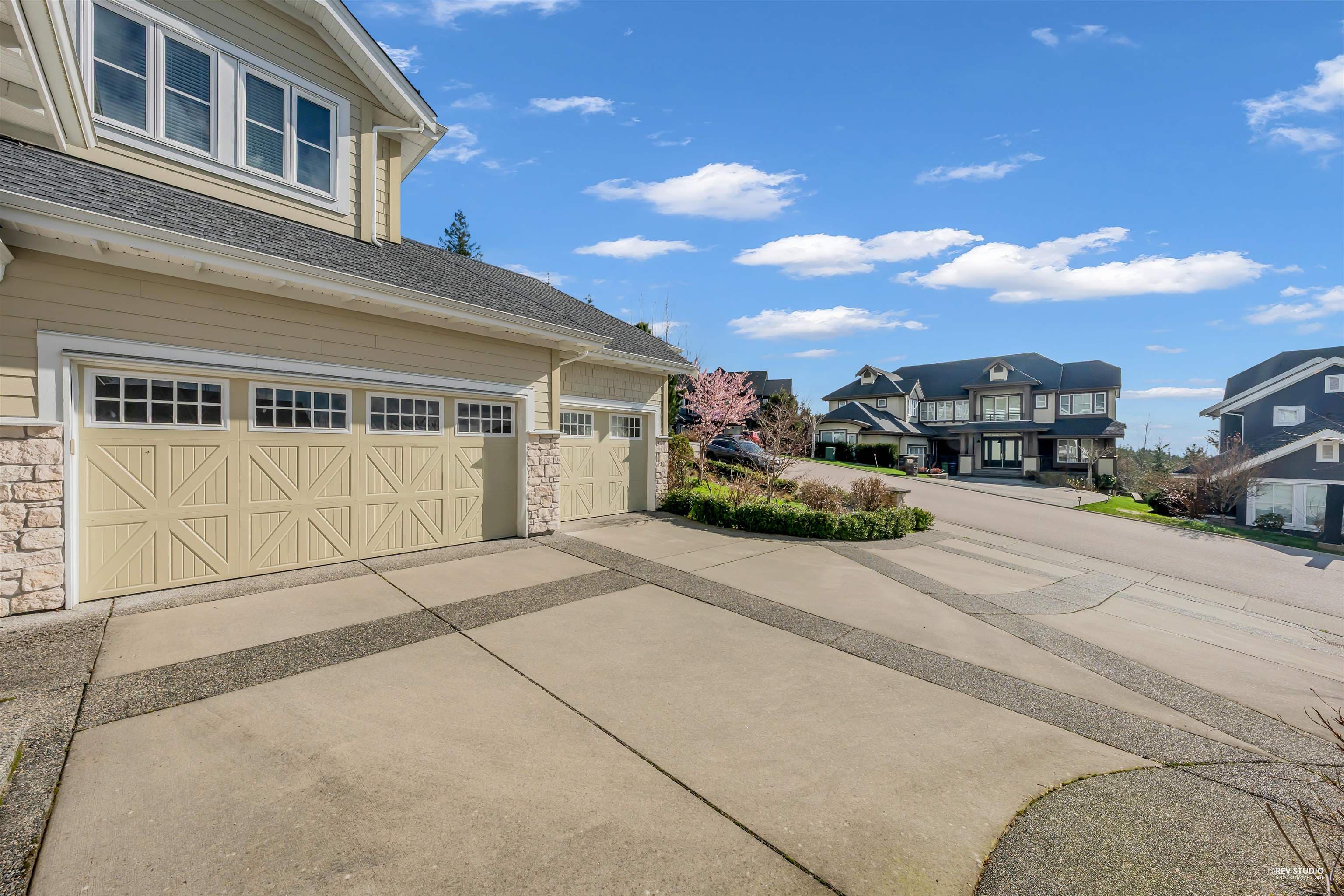 15 Heritage Peak Road, Port Moody, V3H 0H5 — photo 3