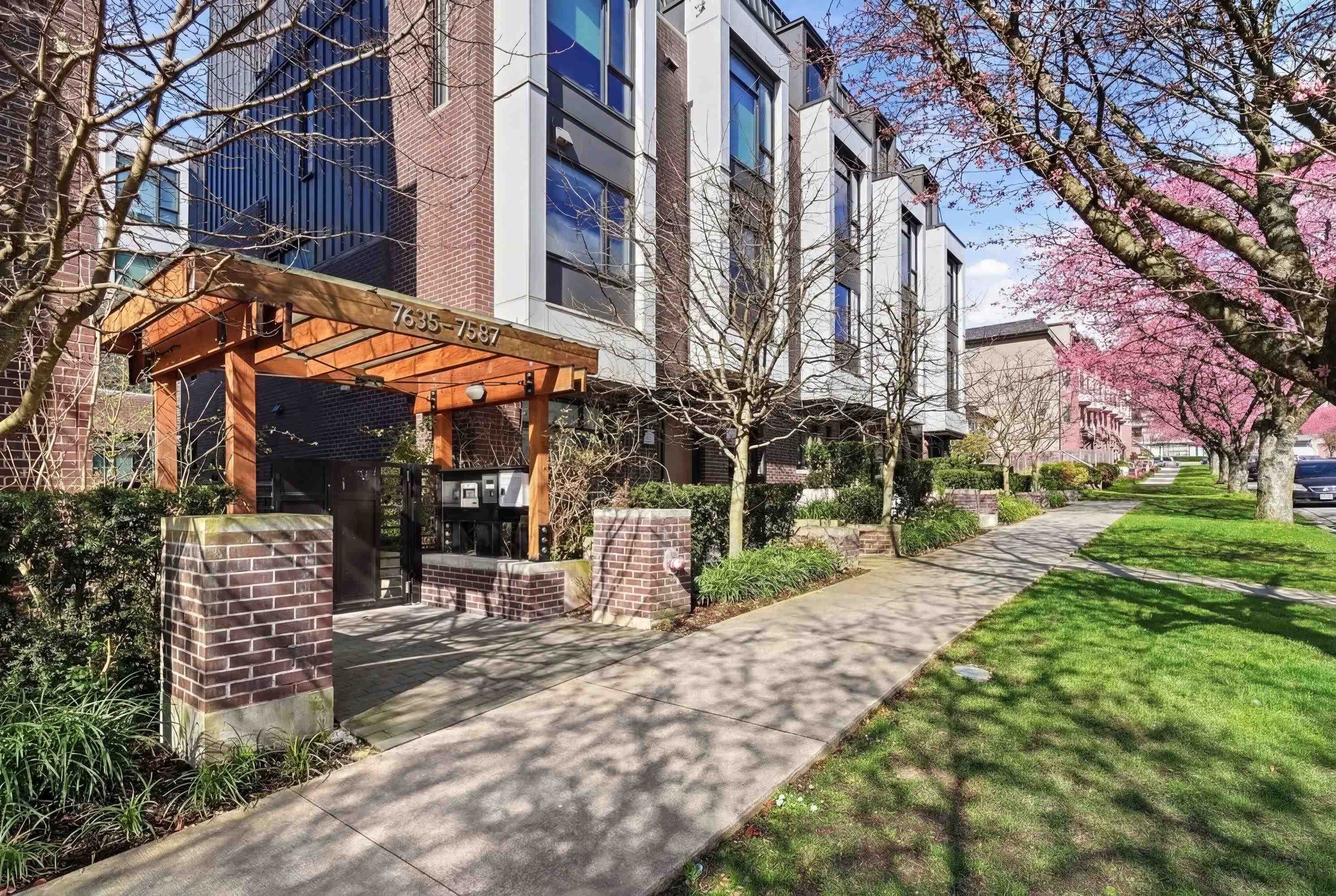 7615 Yukon Street, Vancouver, V5X 2Y4 — photo 3