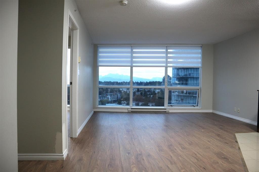 2206 - 13618 100 Avenue, Surrey, V3T 0A8 — photo 1
