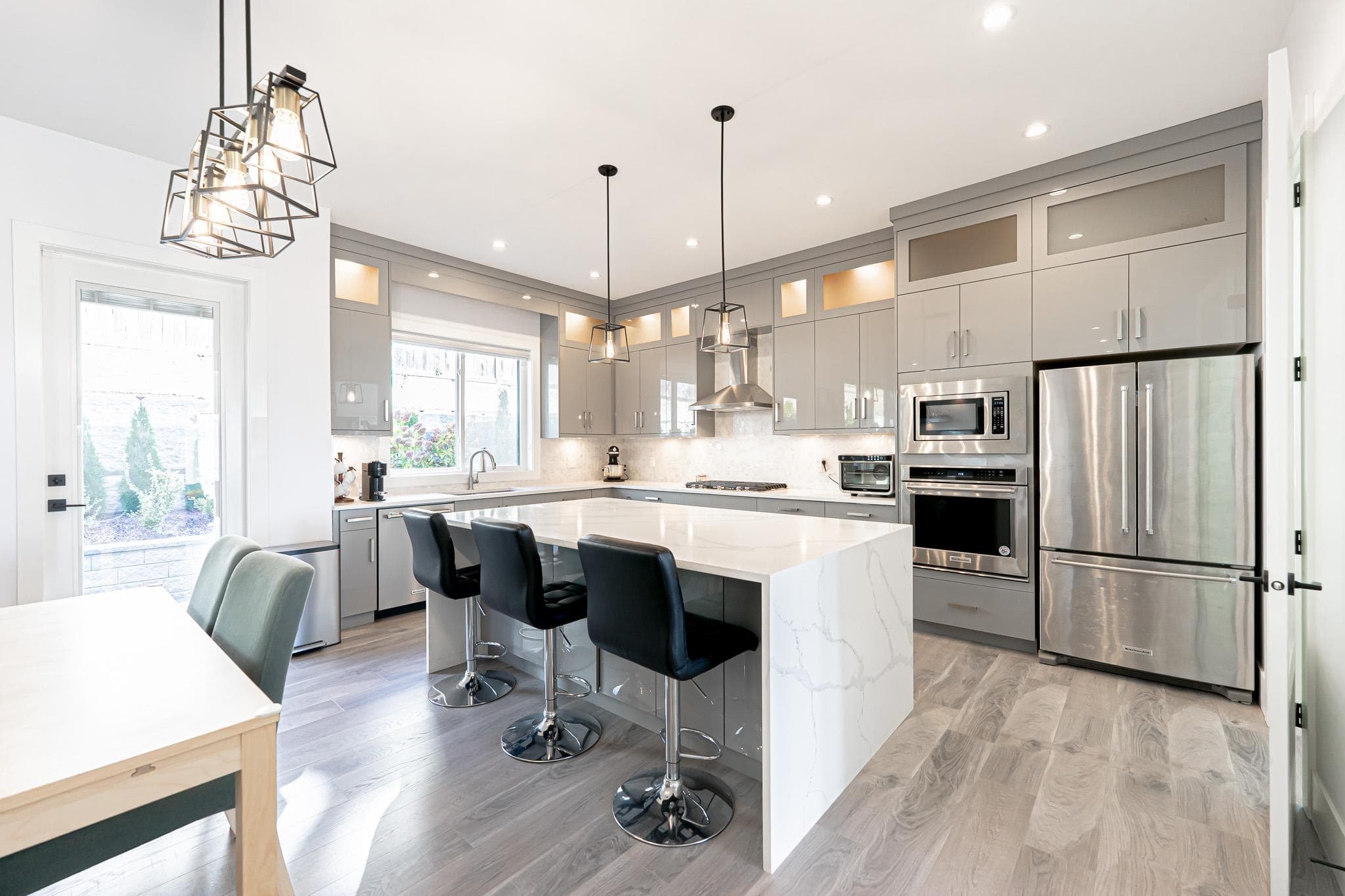 16755 16a Avenue, Surrey, V3Z 0B4 — photo 4