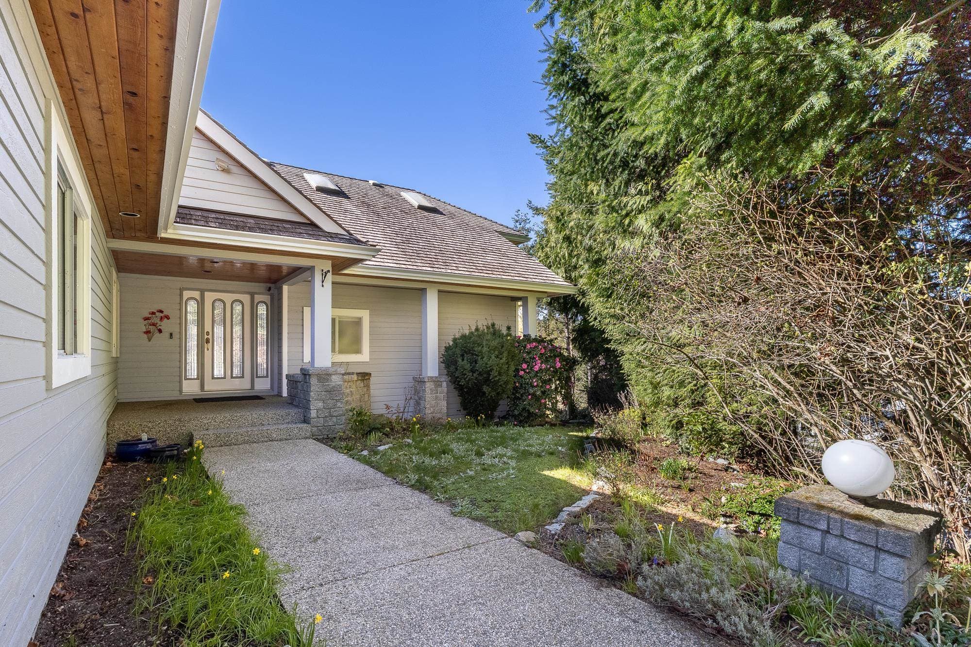9219 Regal Road, Halfmoon Bay, V0N 1Y2 — photo 5