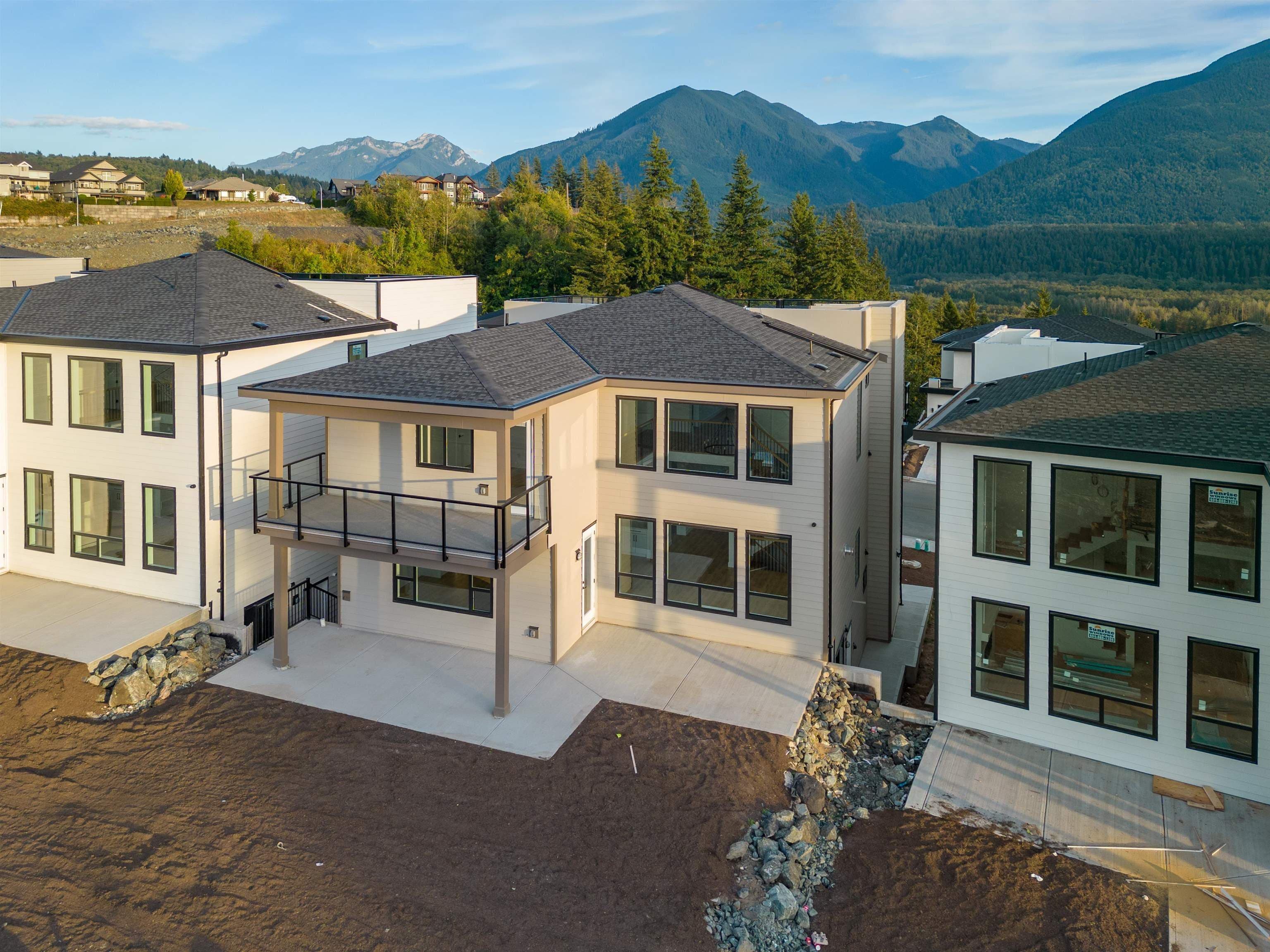 46113 Crestview Drive, Chilliwack, V2R 6G4 — photo 4