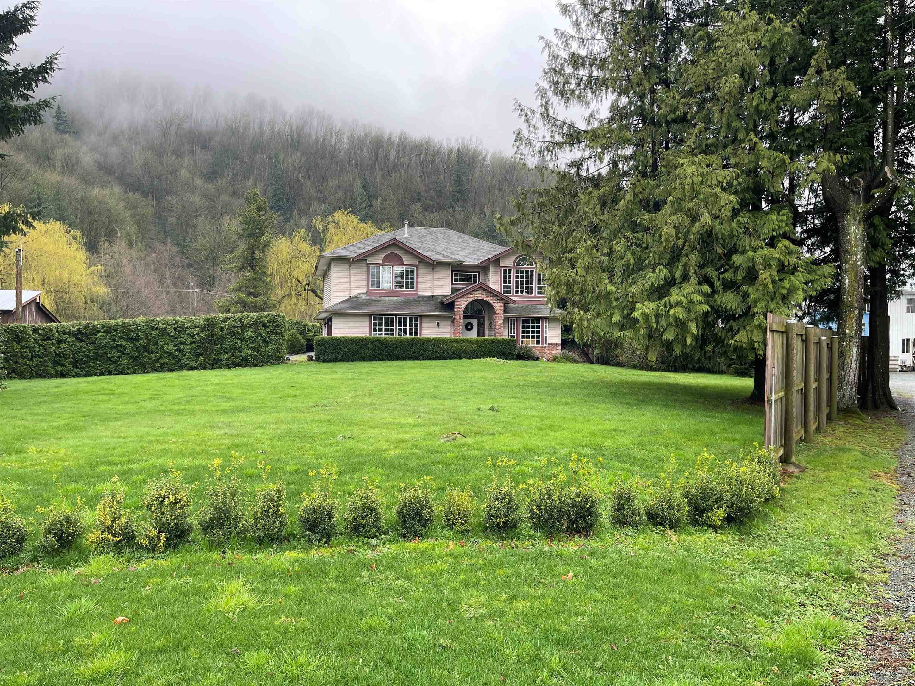 43462 Lumsden Road, Yarrow, V2R 4R4 — photo 1