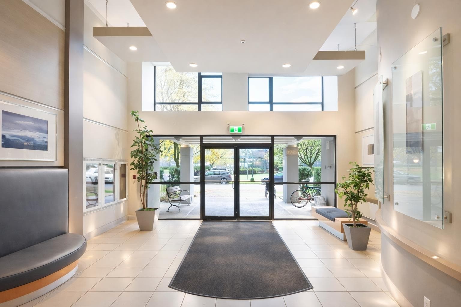 1407 - 3520 Crowley Drive, Vancouver, V5R 6G9 — photo 3
