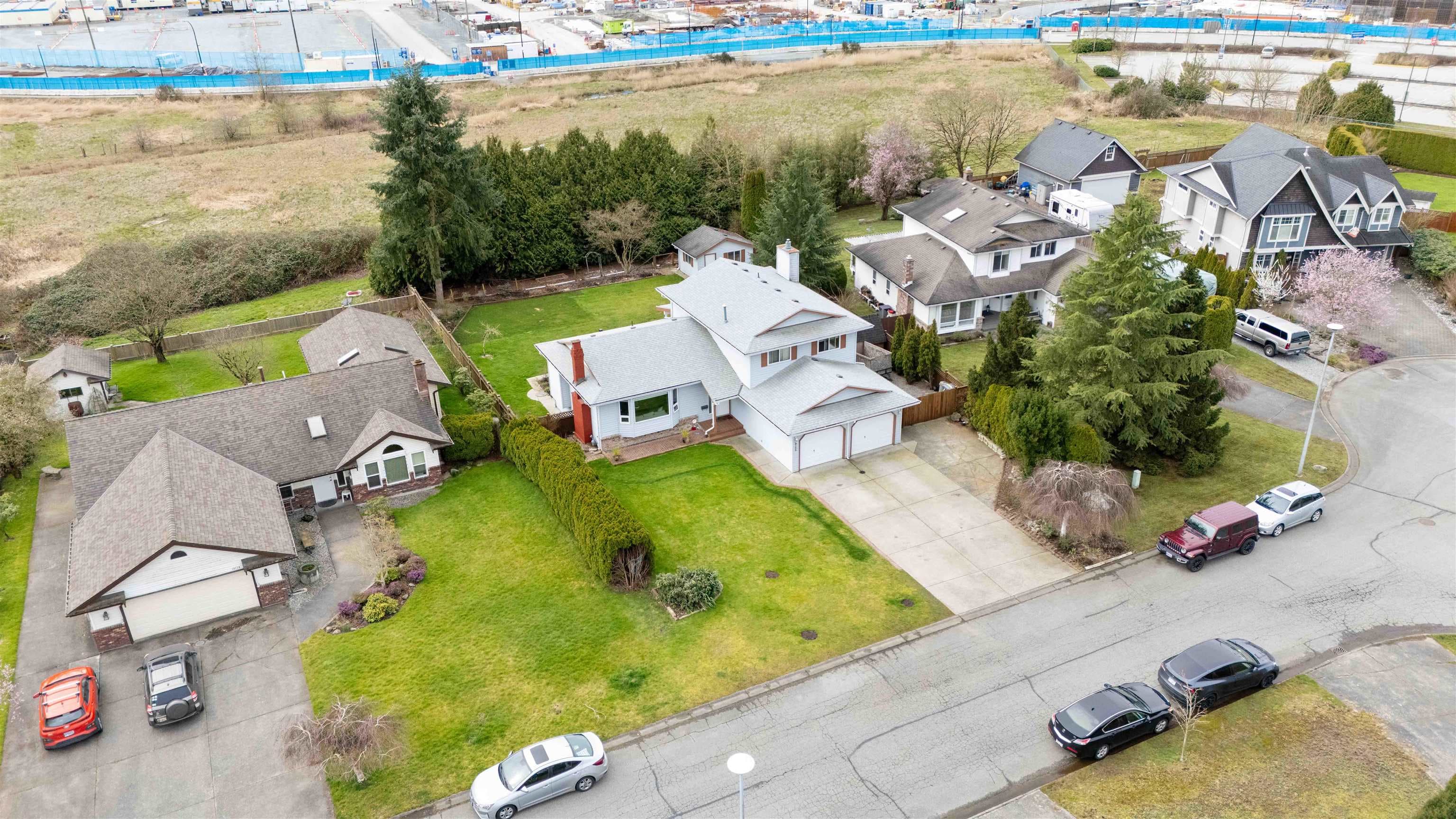 18166 54 Avenue, Surrey, V3S 7Z1 — photo 2