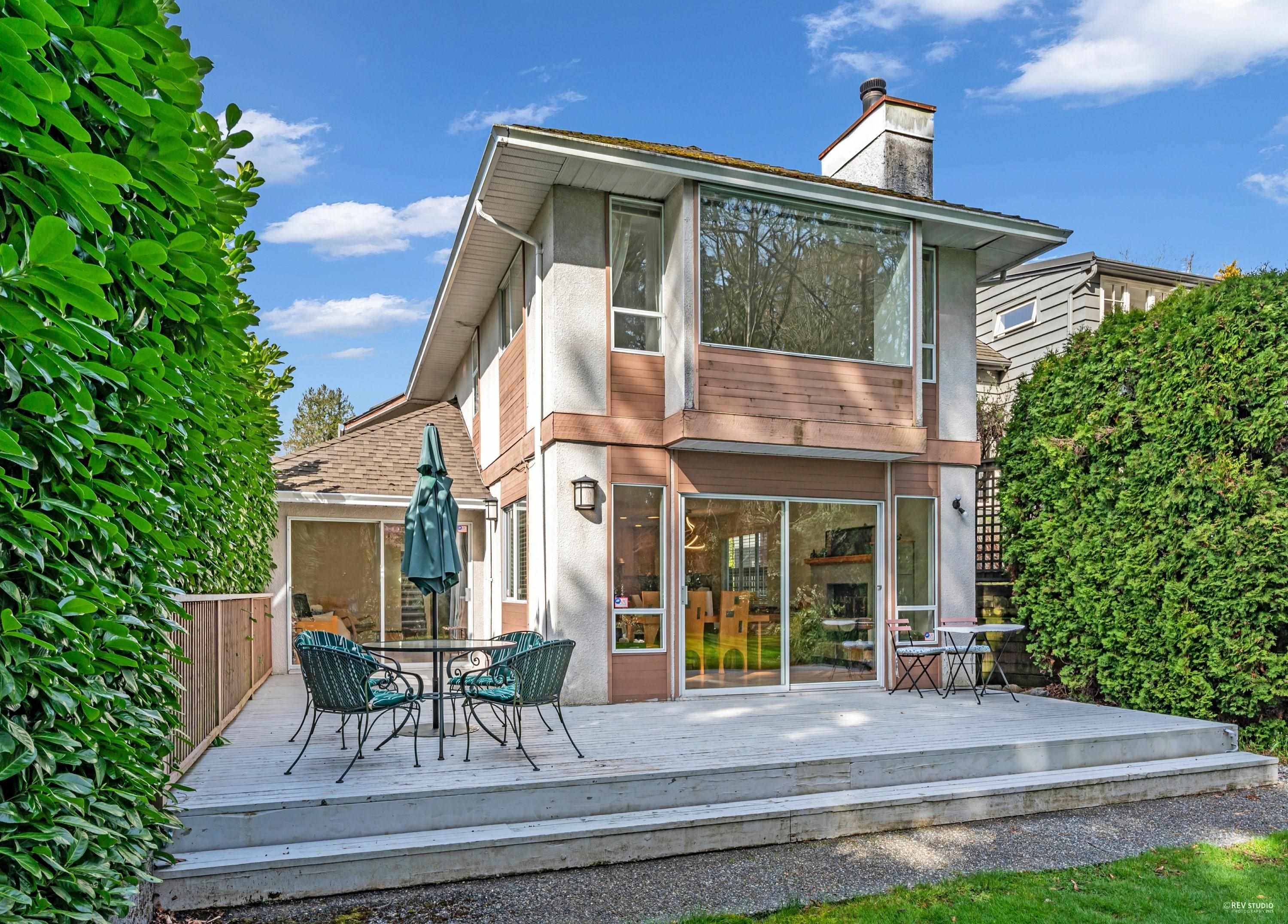 1006 Sinclair Street, West Vancouver, V7V 3V9 — photo 1