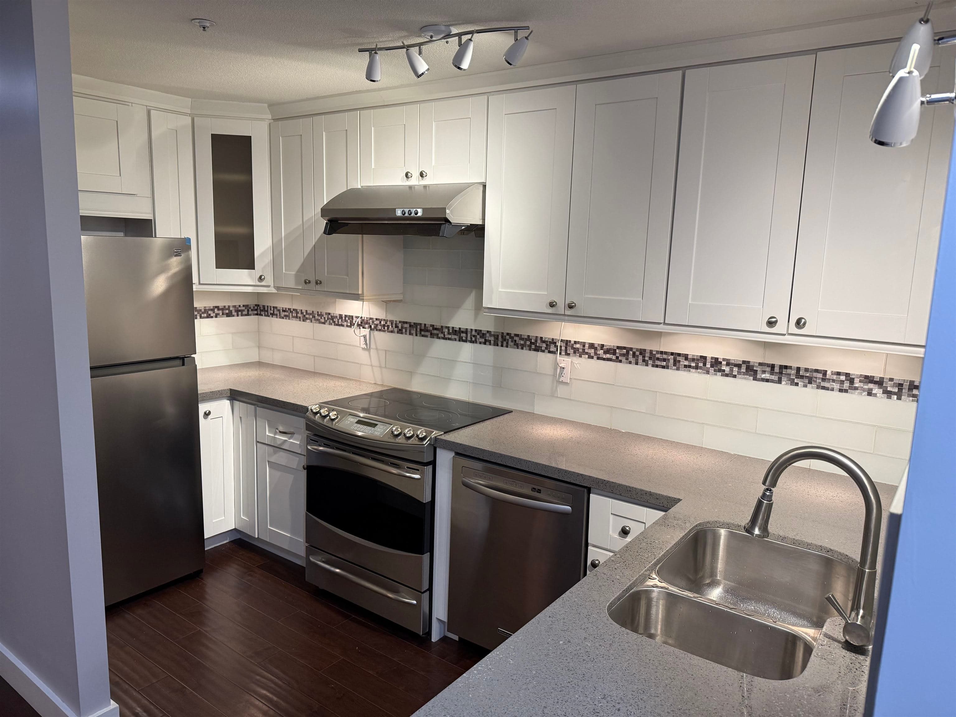 211 - 5723 Balsam Street, Vancouver, V6M 4B8 — photo 3