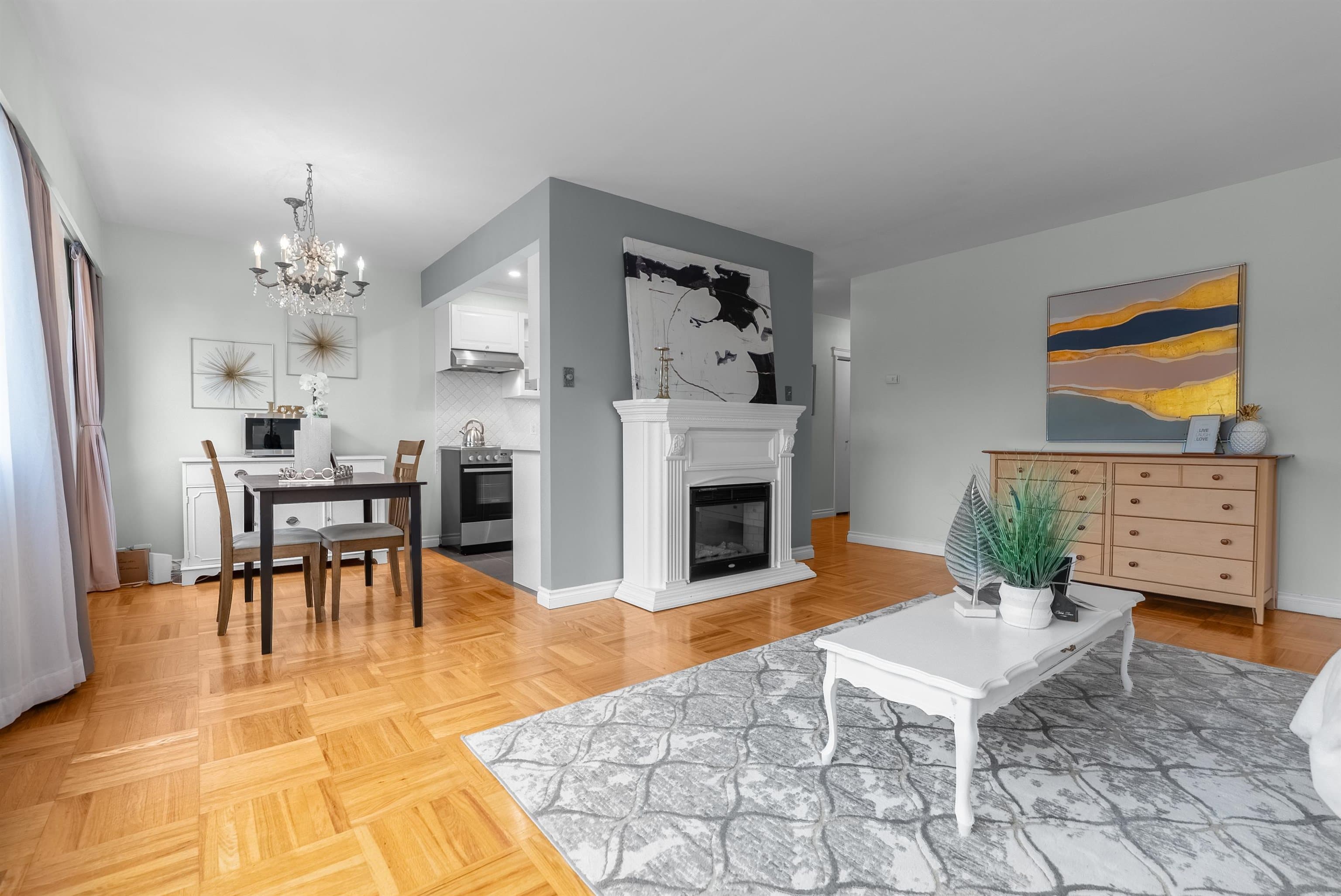 402 - 1750 Esquimalt Avenue, West Vancouver, V7V 1R8 — photo 4