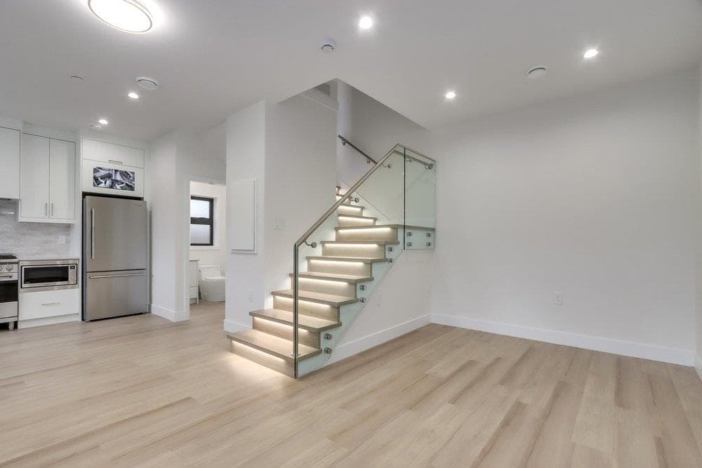 1 - 4257 Knight Street, Vancouver, V5N 3M3 — photo 3