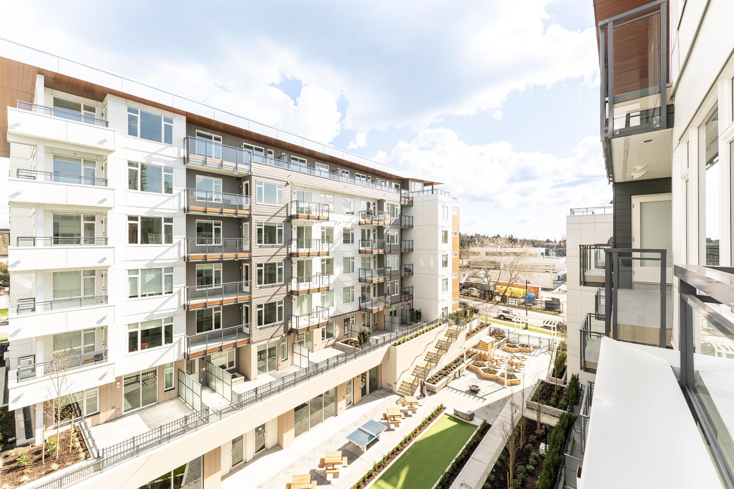 512 - 10466 138a Street, Surrey