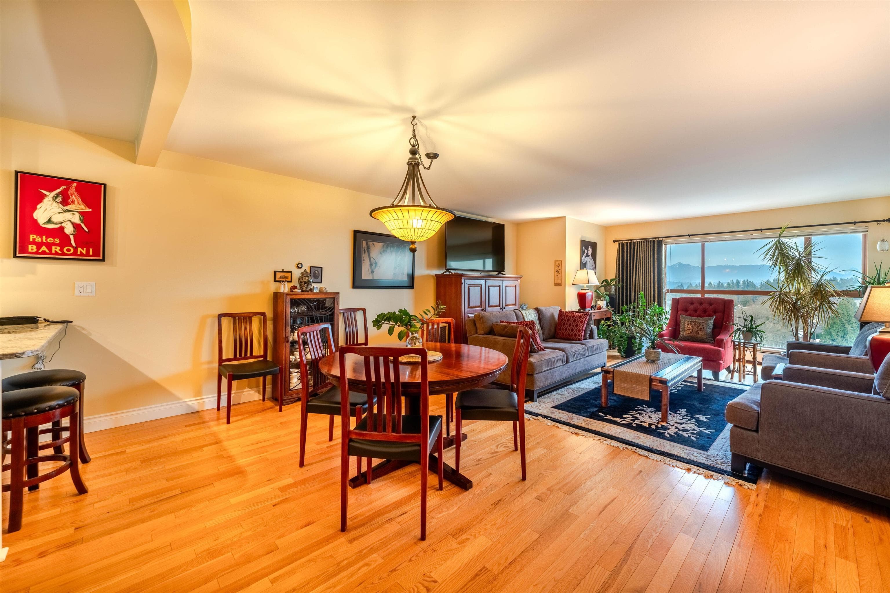 1606 - 612 Fifth Avenue, New Westminster, V3M 1X5 — photo 3