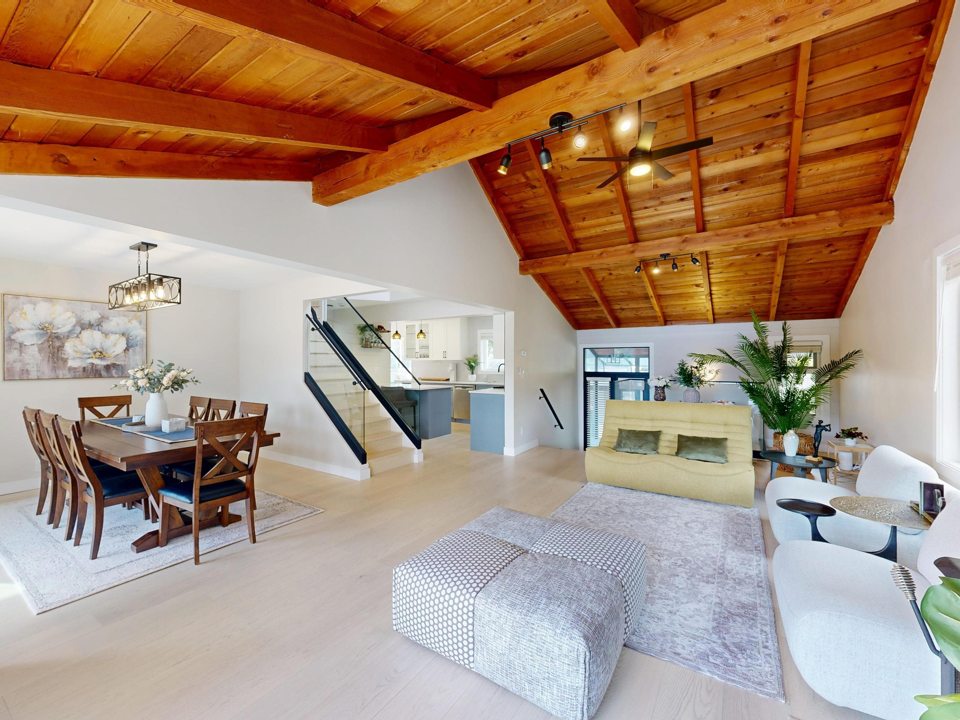 4545 Strathcona Road, North Vancouver, V7G 1G7 — photo 5