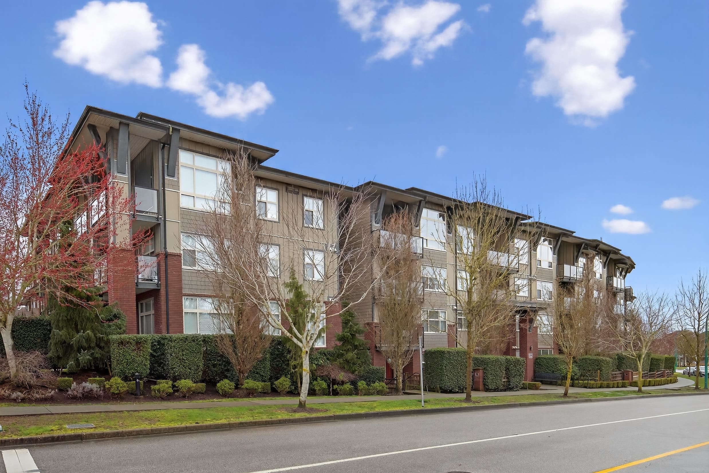 101 - 19201 66a Avenue, Surrey, V4N 6N7 — photo 4