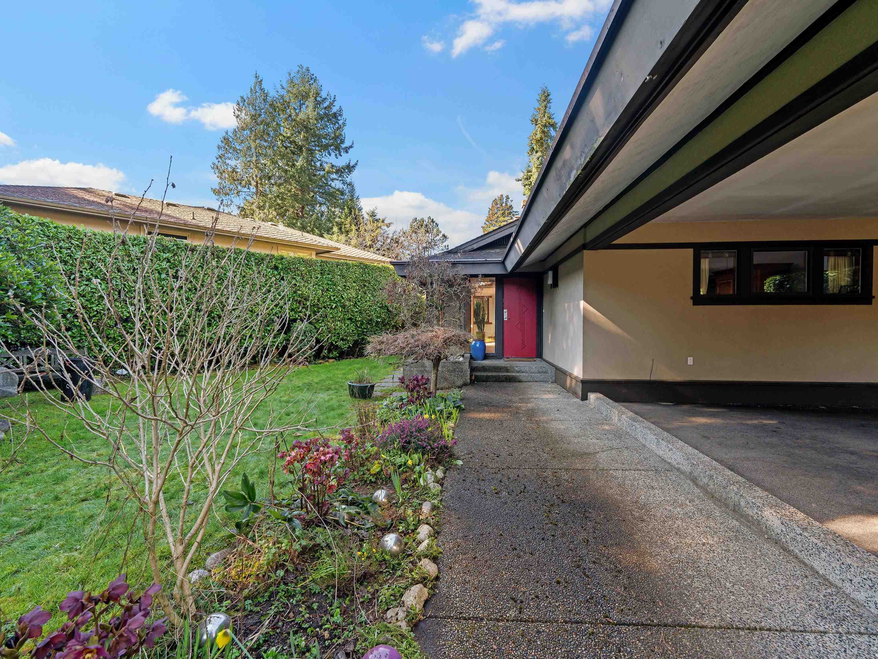 4341 Erwin Drive, West Vancouver, V7V 1H7 — photo 2