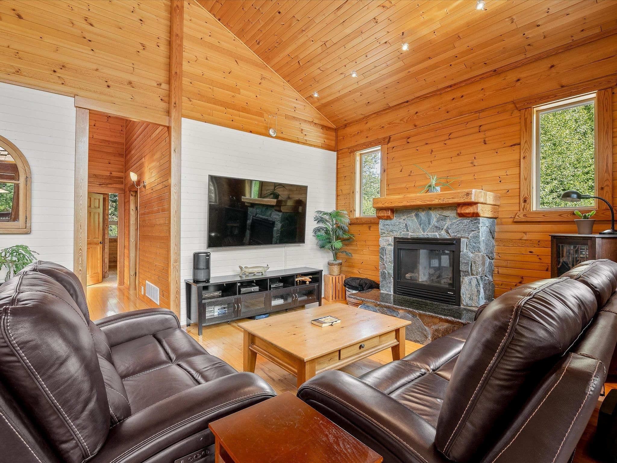 1470 Fraser Road, Pemberton, V0N 2L0 — photo 4