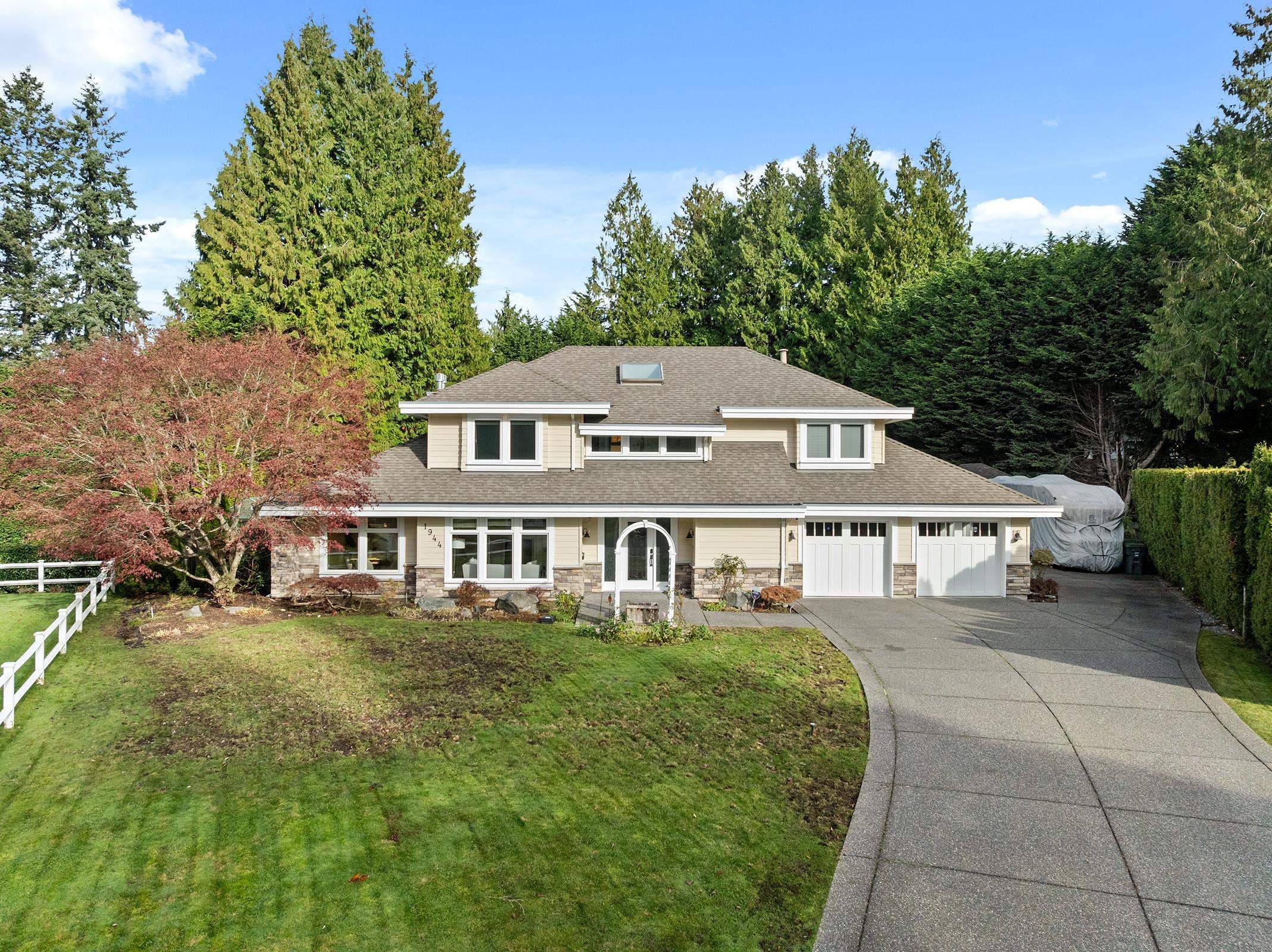 1944 133b Street, Surrey