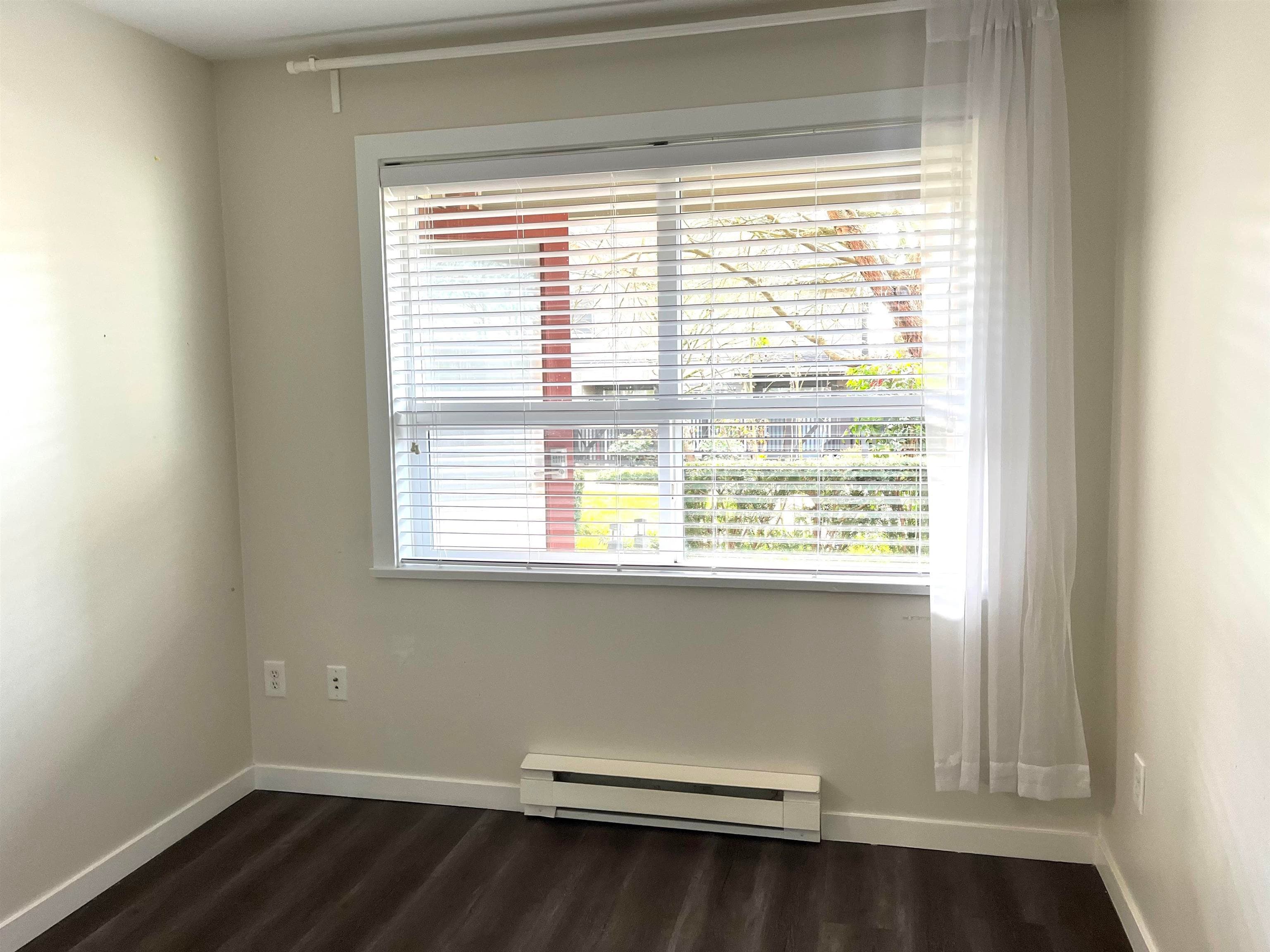 101 - 5889 Irmin Street, Burnaby, V5J 0C1 — photo 5