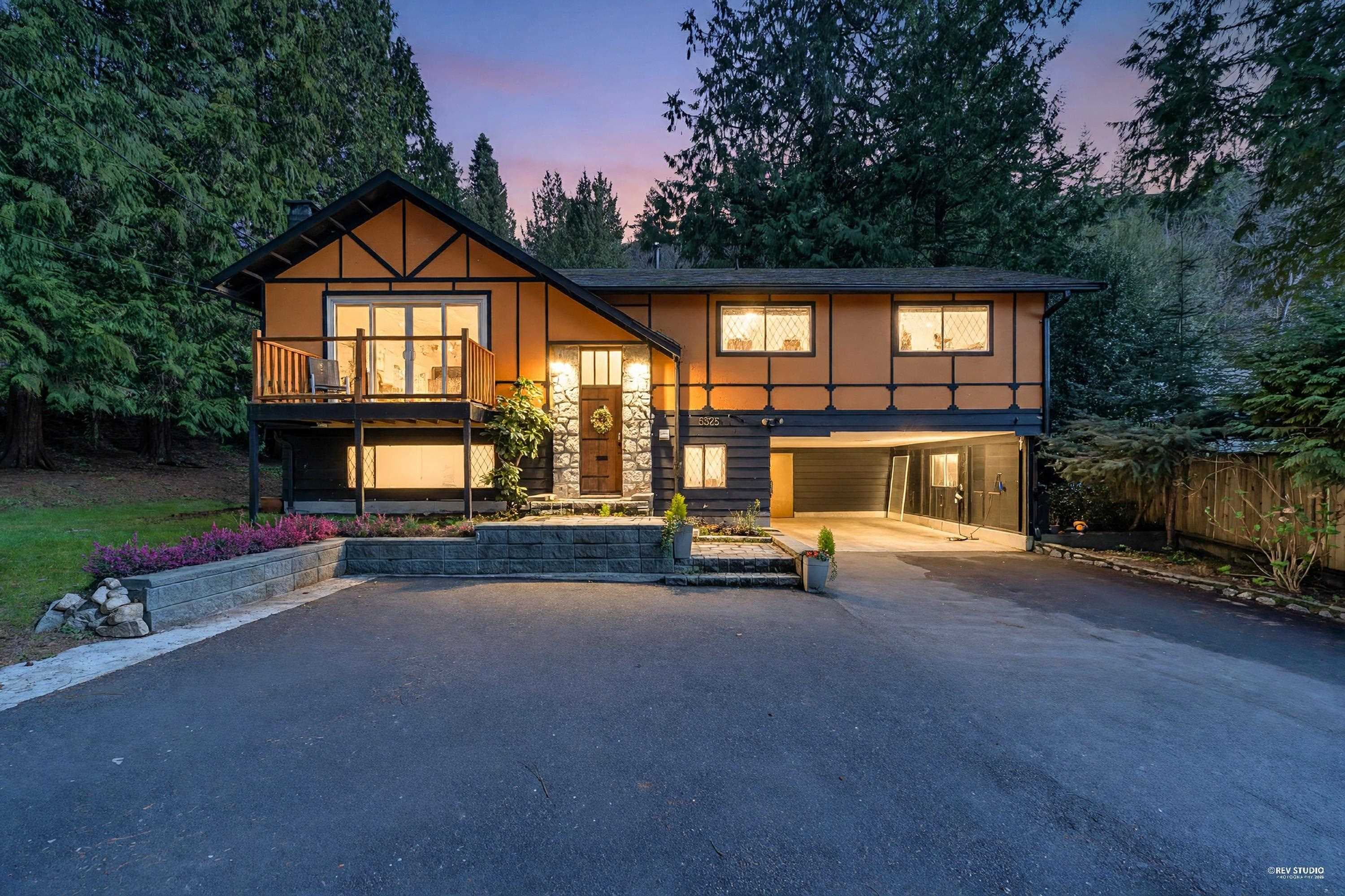5325 Marine Drive, West Vancouver