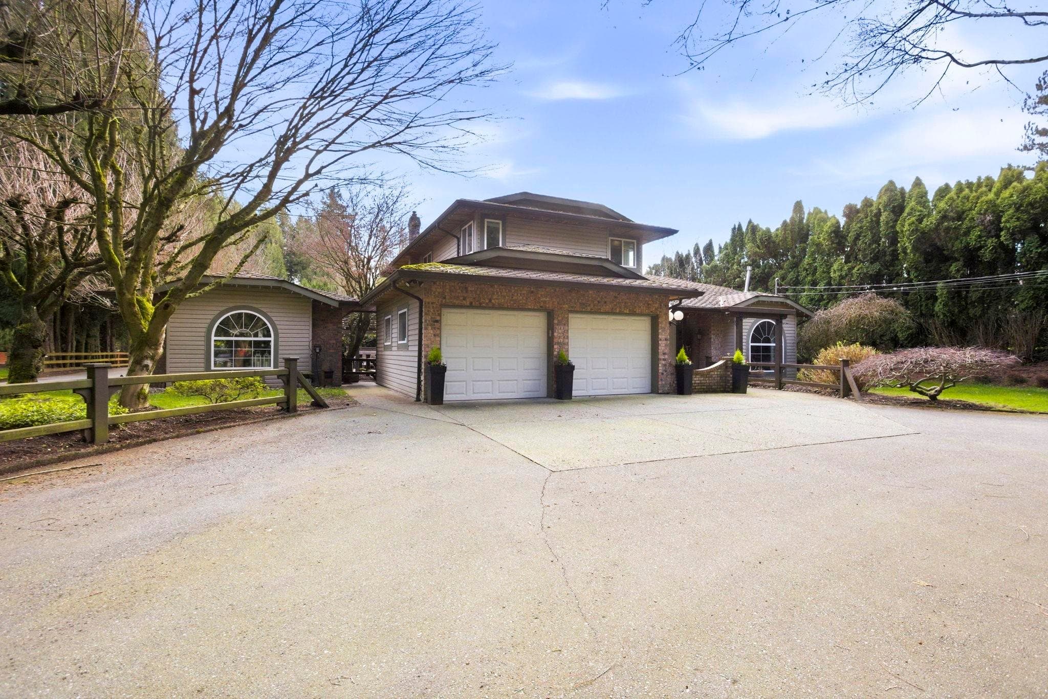 32560 Downes Road, Abbotsford, V4X 1X3 — photo 1