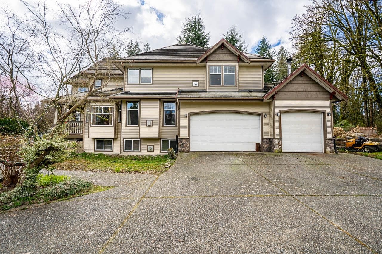 9833 182 Street, Surrey