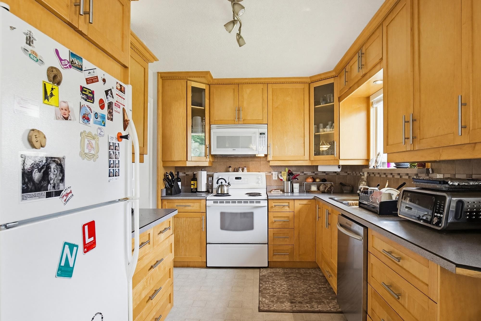 33359 Whidden Avenue, Mission, V2V 4Z6 — photo 2