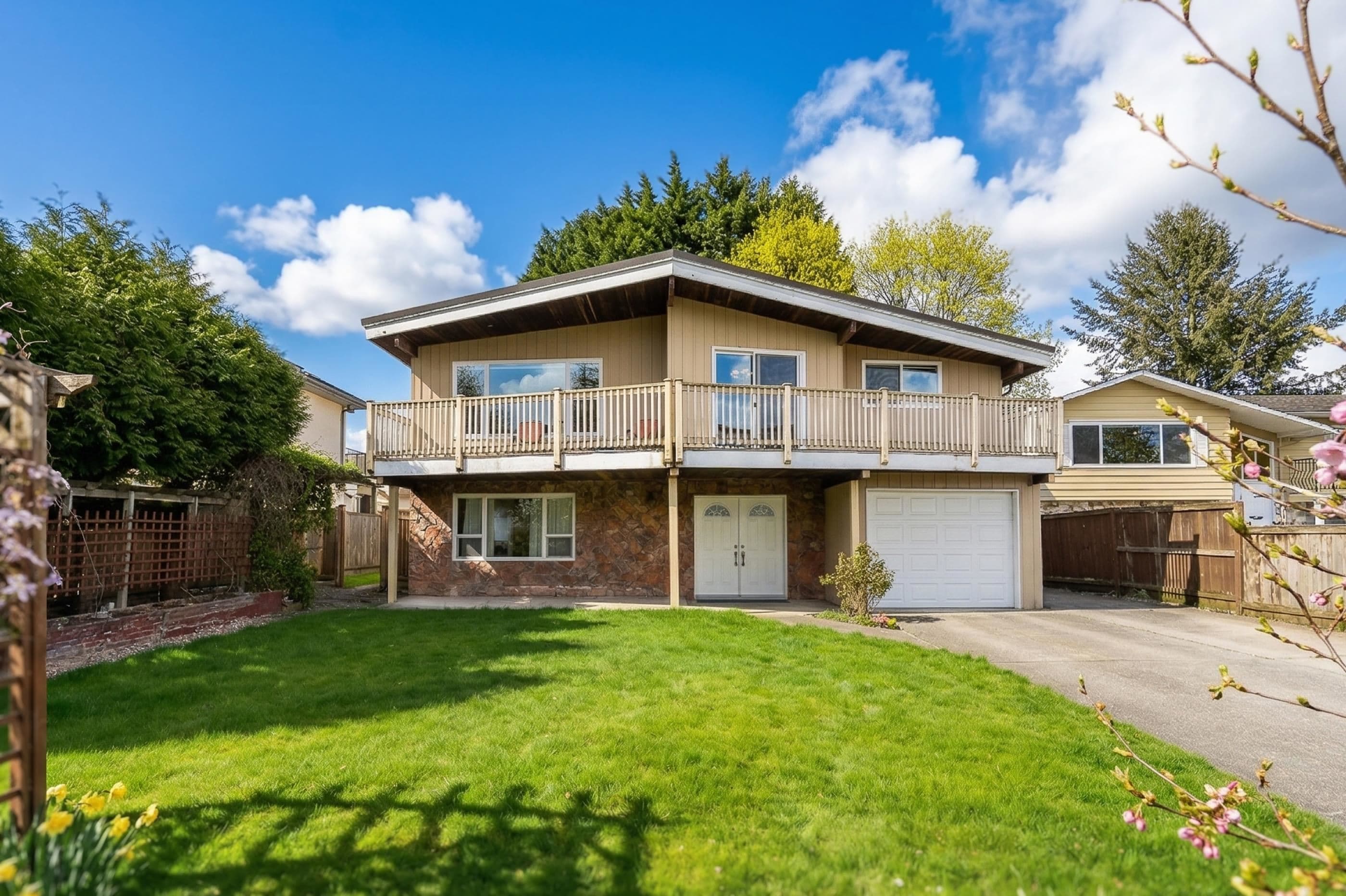 4831 Foxglove Crescent, Richmond