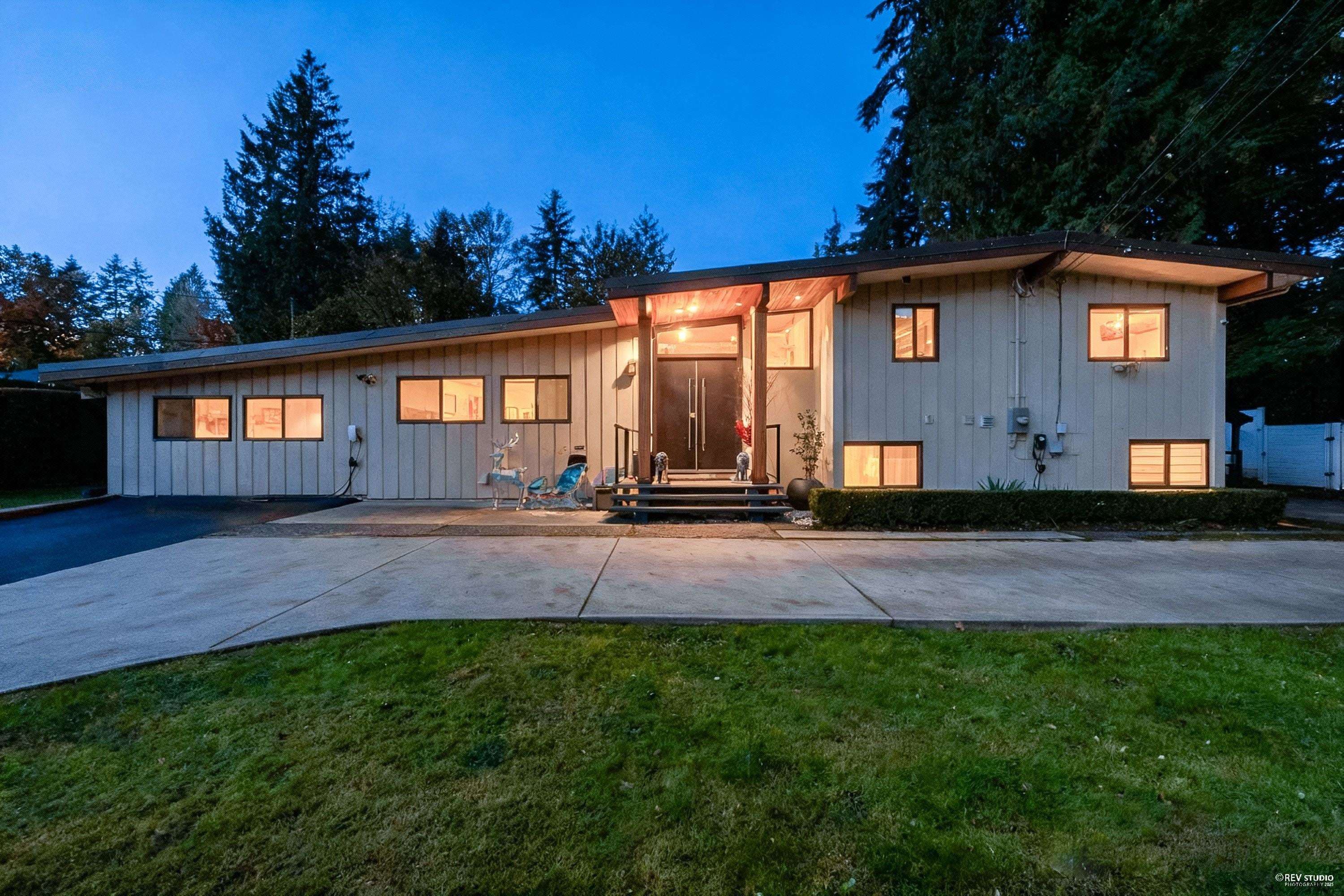 475 Newlands Road, West Vancouver, V7T 1W3 — photo 1